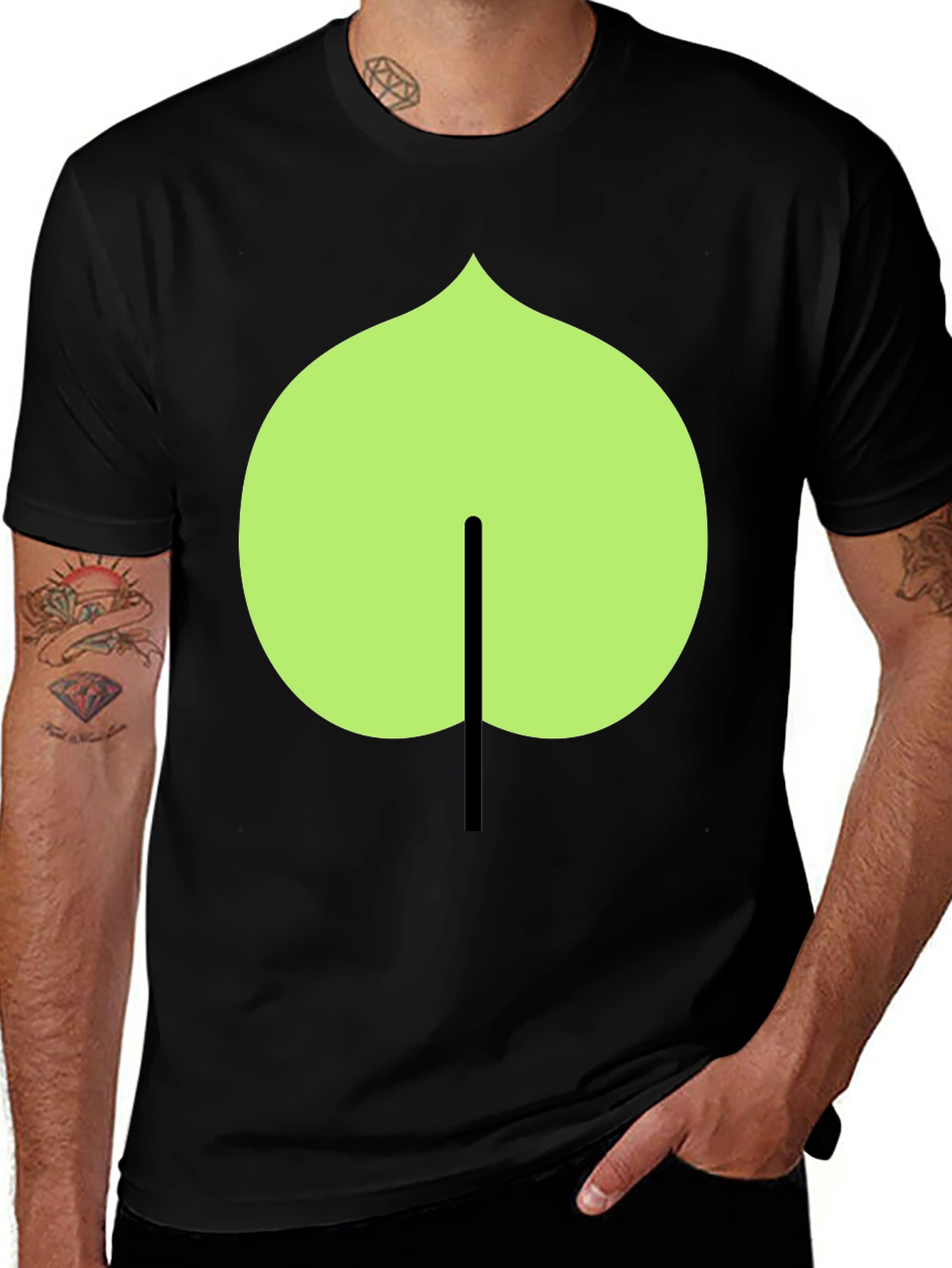 Variant 30 of Leaf Graphic Black T-Shirt - Casual Style