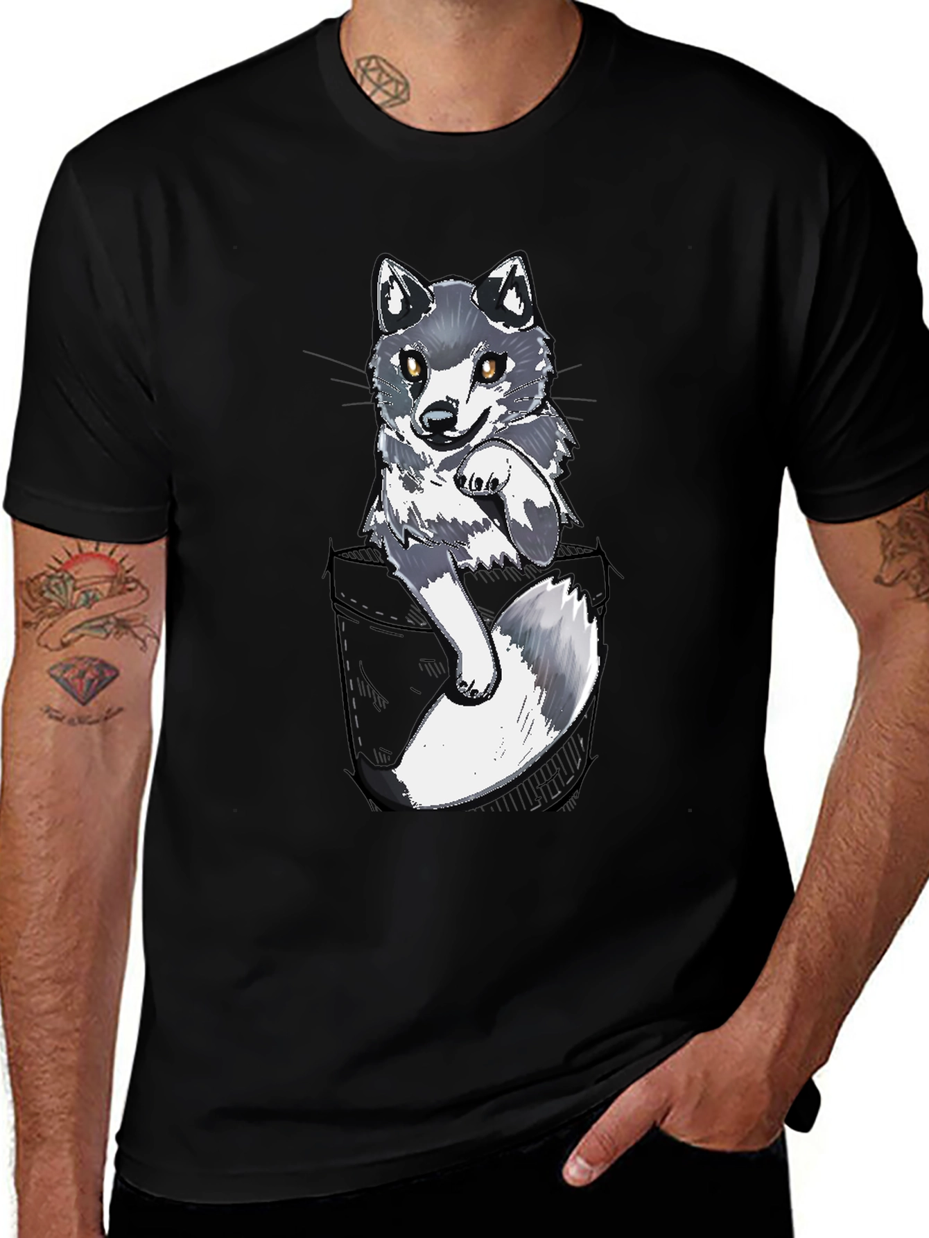 Variant 15 of Cool Pocket Wolf Graphic Tee - Casual Black T-Shirt