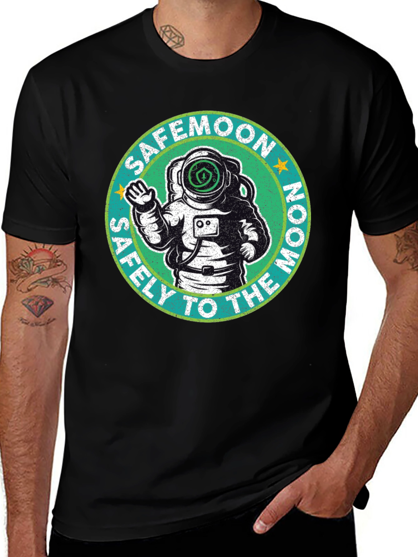 Safemoon Astronaut Black T-Shirt - Safely to the Moon!