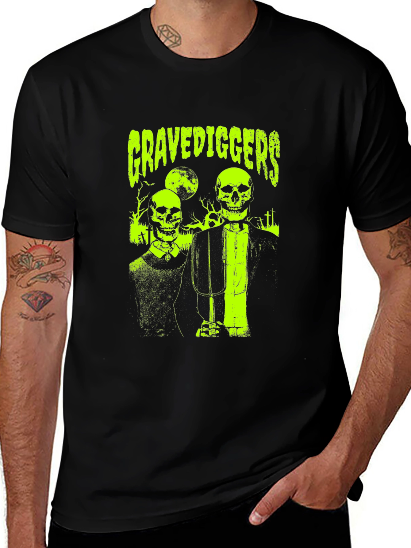 Variant 18 of Gravediggers Skeleton Graphic T-Shirt - Spooky Style!