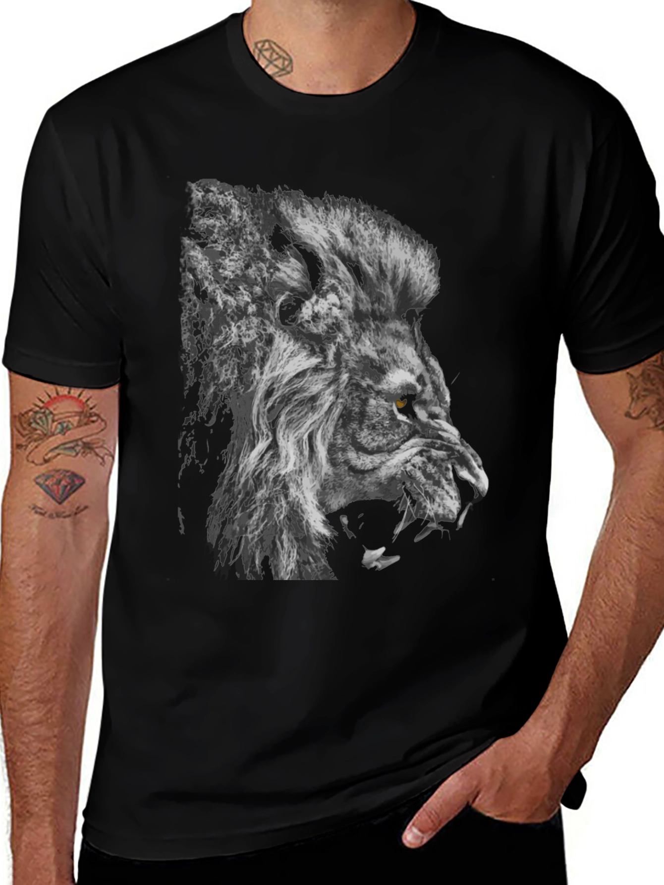 Variant 3 of Lion Graphic Black T-Shirt
