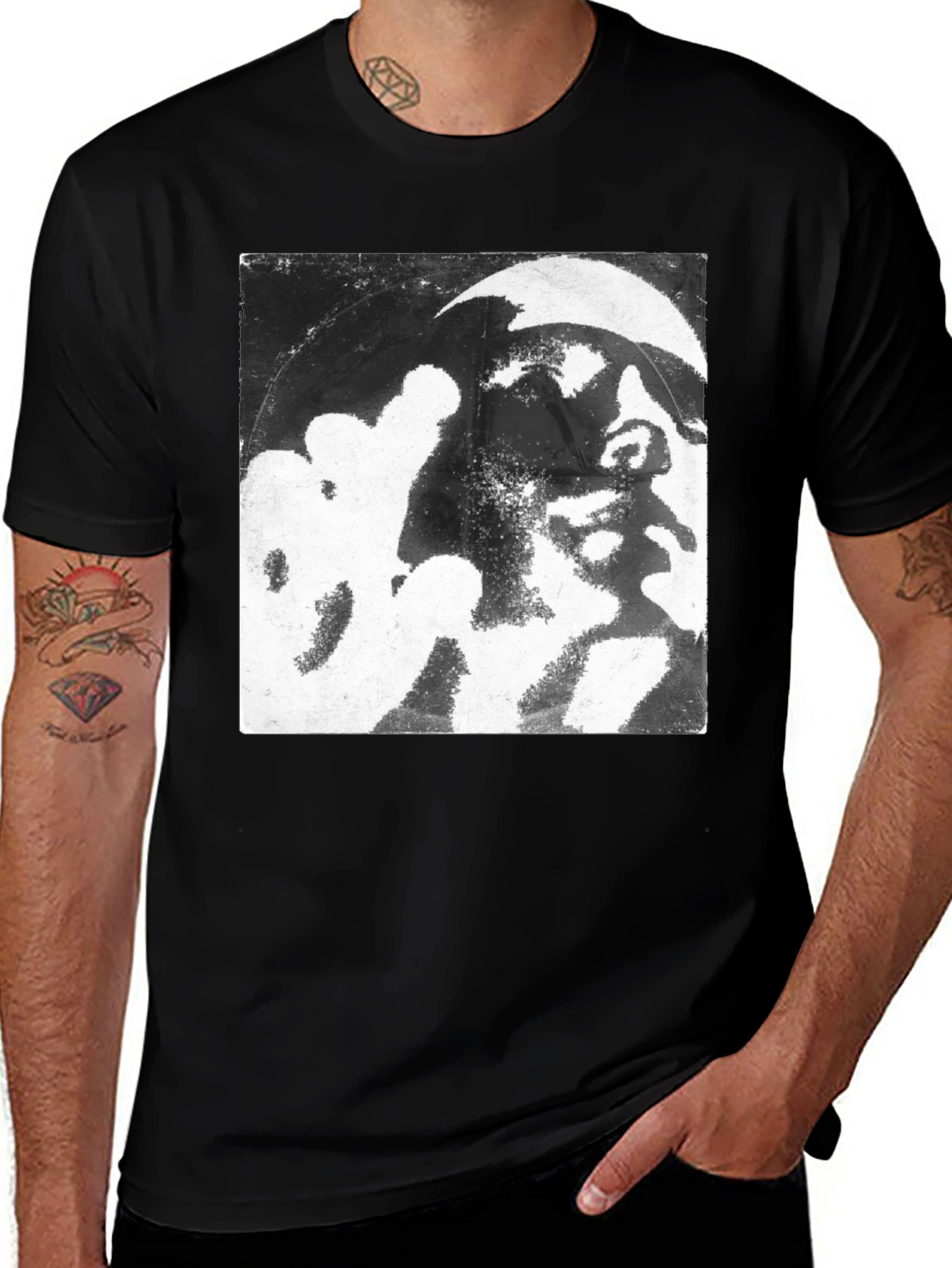 Variant 22 of Abstract Graphic Print Black T-Shirt