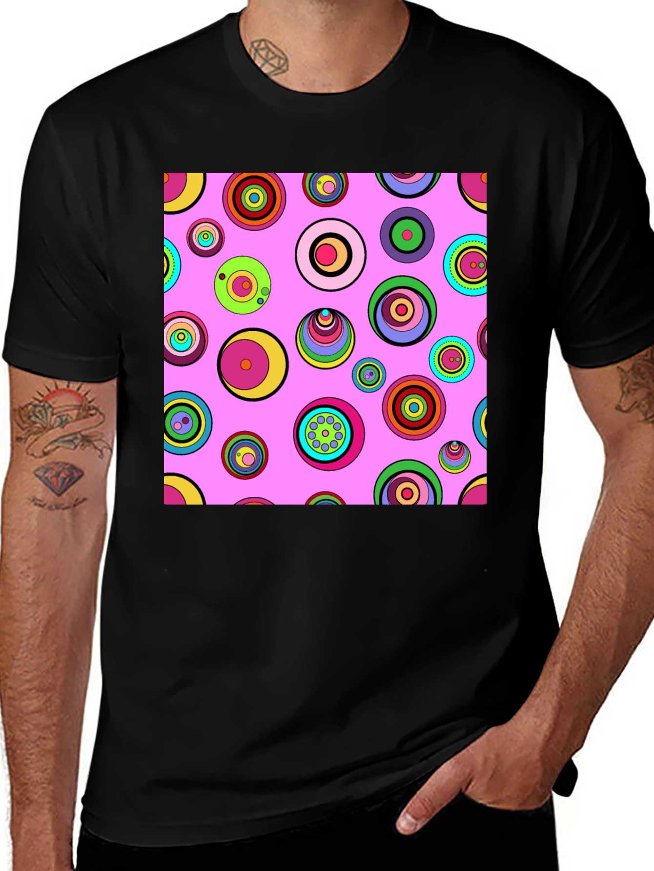 Variant 12 of Retro Circle Pattern T-Shirt