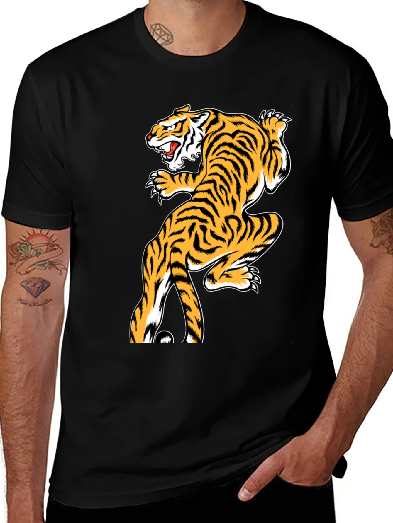 Variant 16 of Tiger Graphic Tee - Men's Black T-Shirt