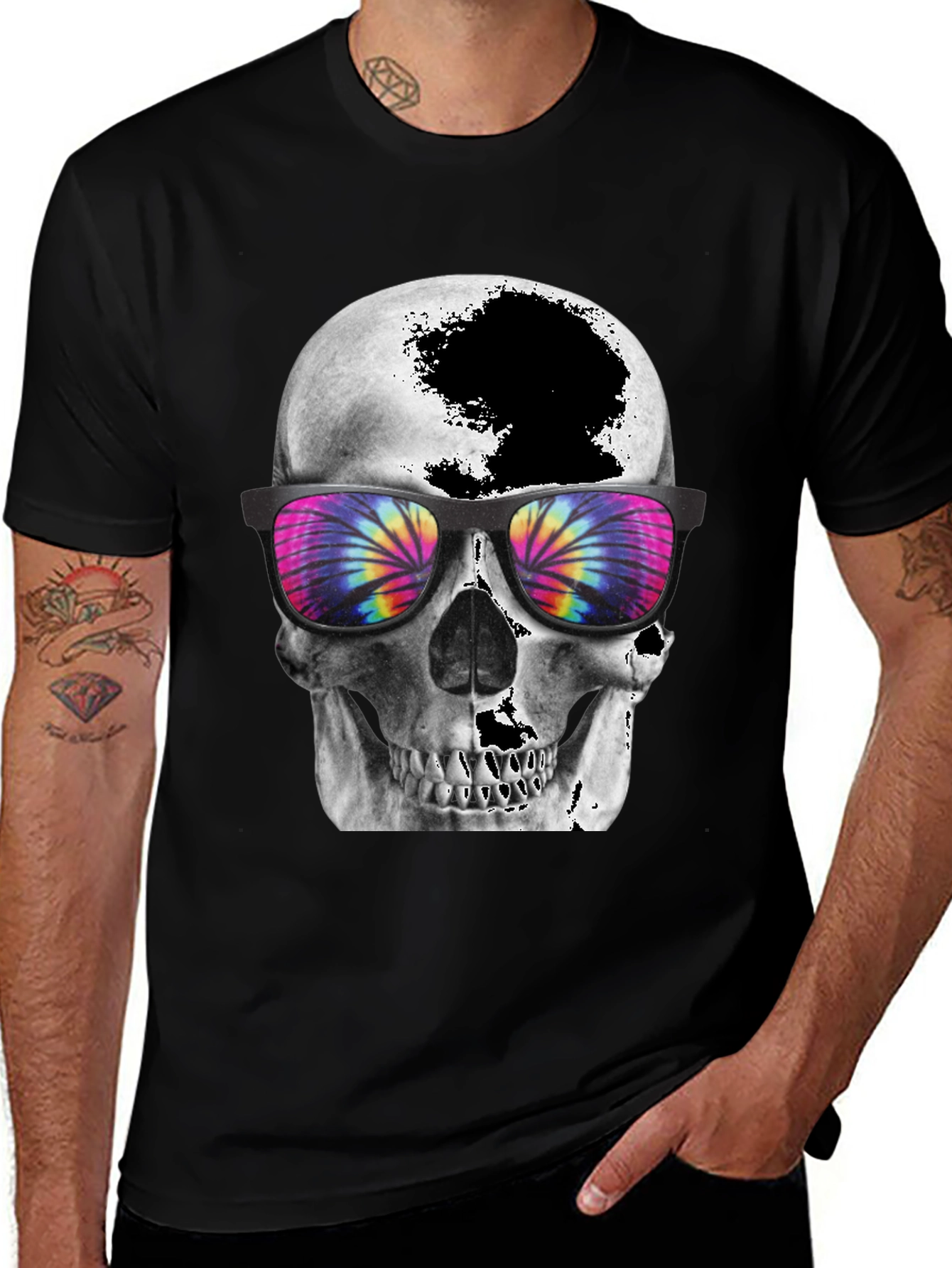 Variant 29 of Skull Tie-Dye Sunglasses Graphic T-Shirt