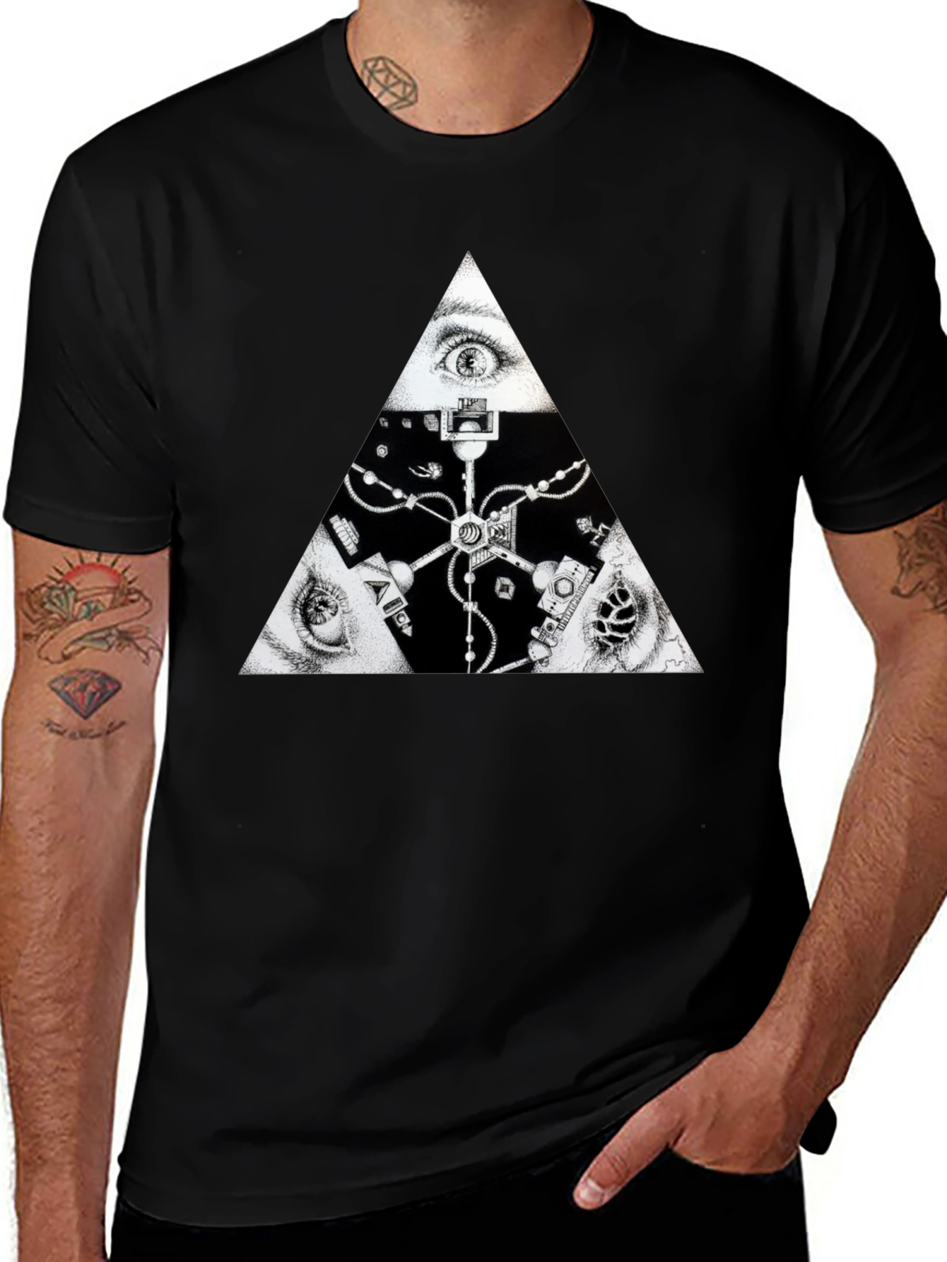 Variant 17 of Abstract Triangle Graphic Print Black T-Shirt