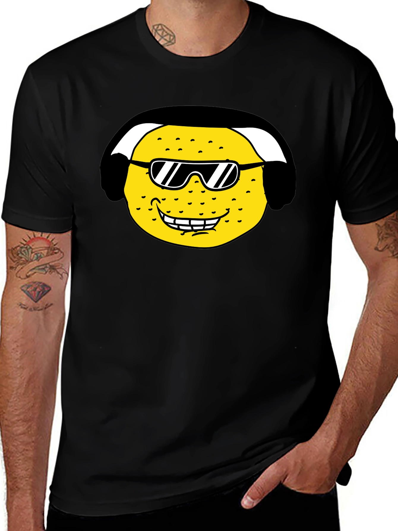 Variant 9 of Cool Lemon Graphic Tee - Black