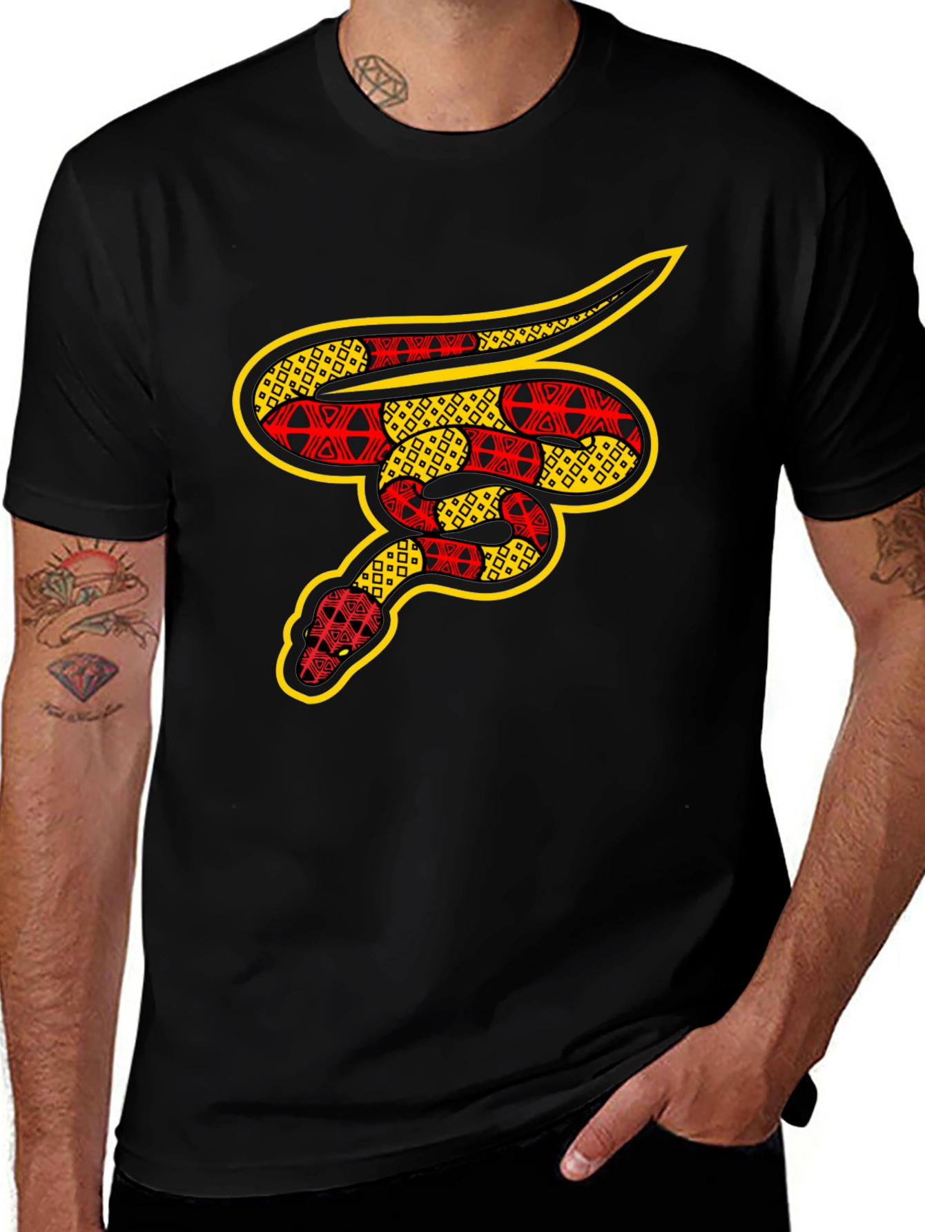 Variant 29 of Patterned Snake Graphic T-Shirt