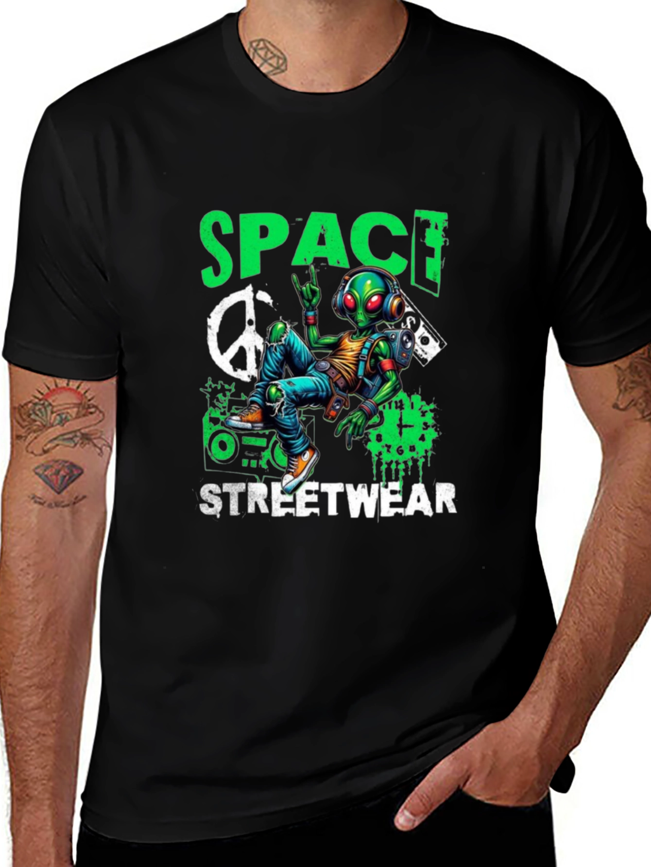 Variant 21 of Space Alien Streetwear T-Shirt