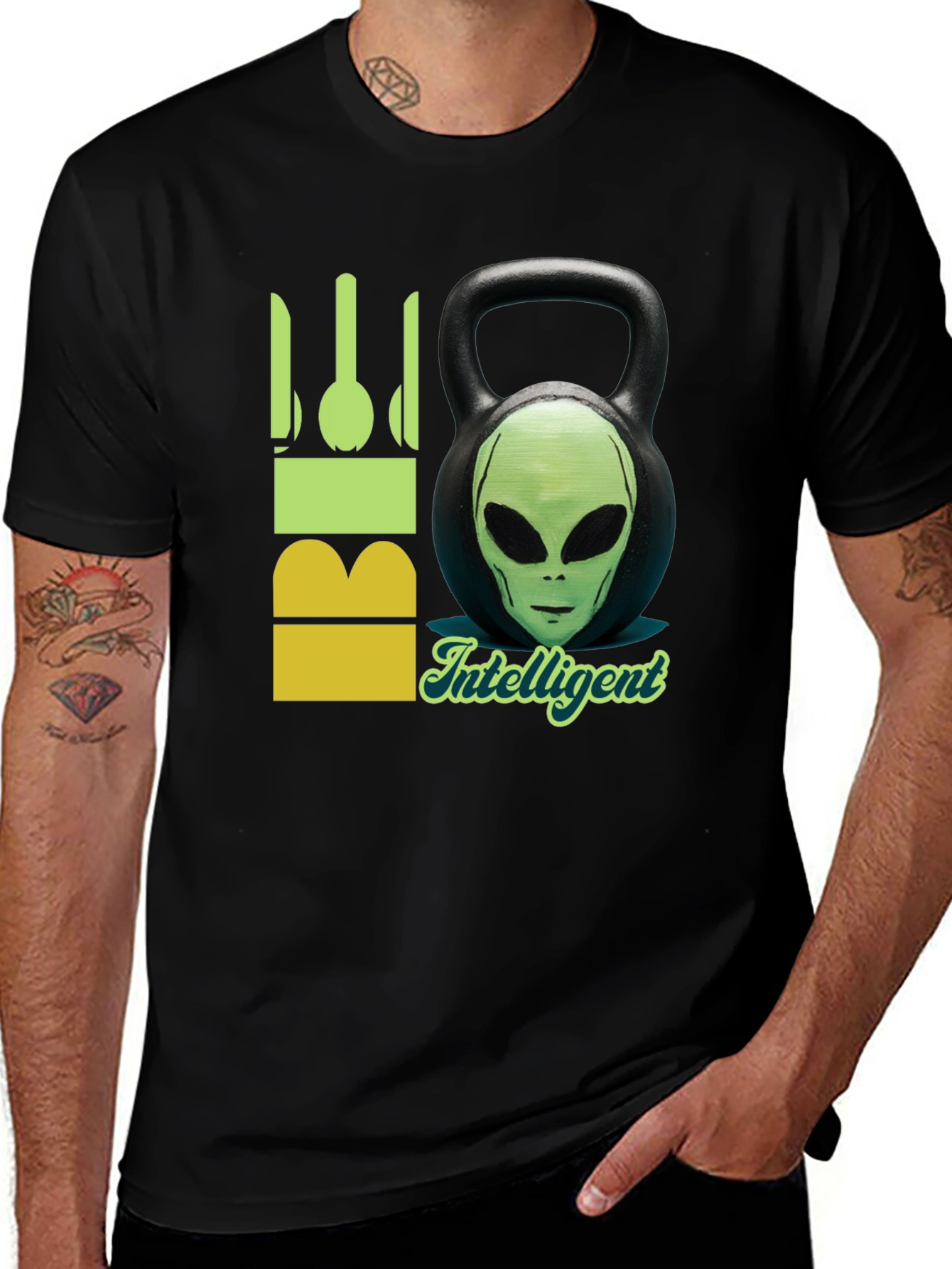 Alien Kettlebell T-Shirt - Intelligent & Fit!