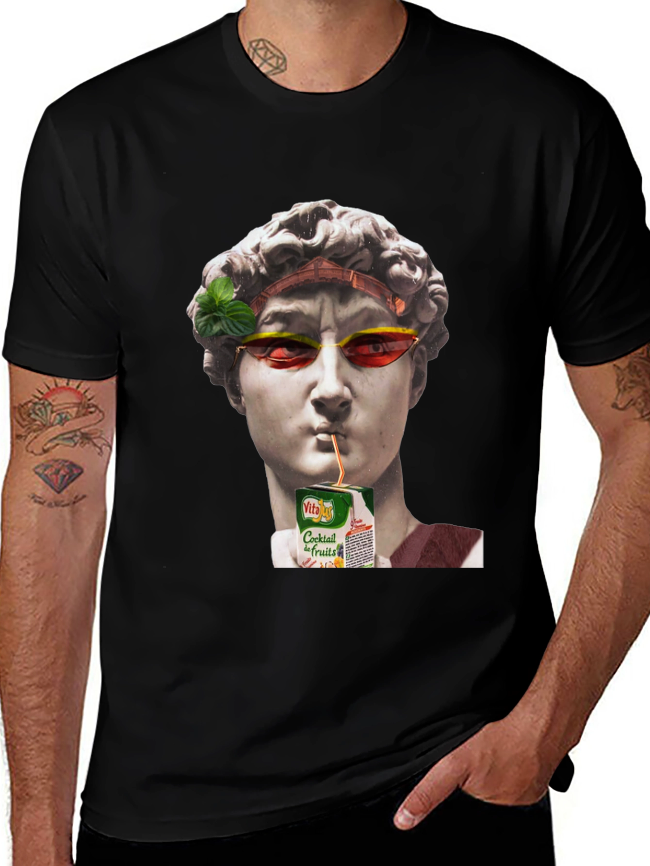 Variant 30 of Funny Art T-Shirt: Statue Sipping Juice