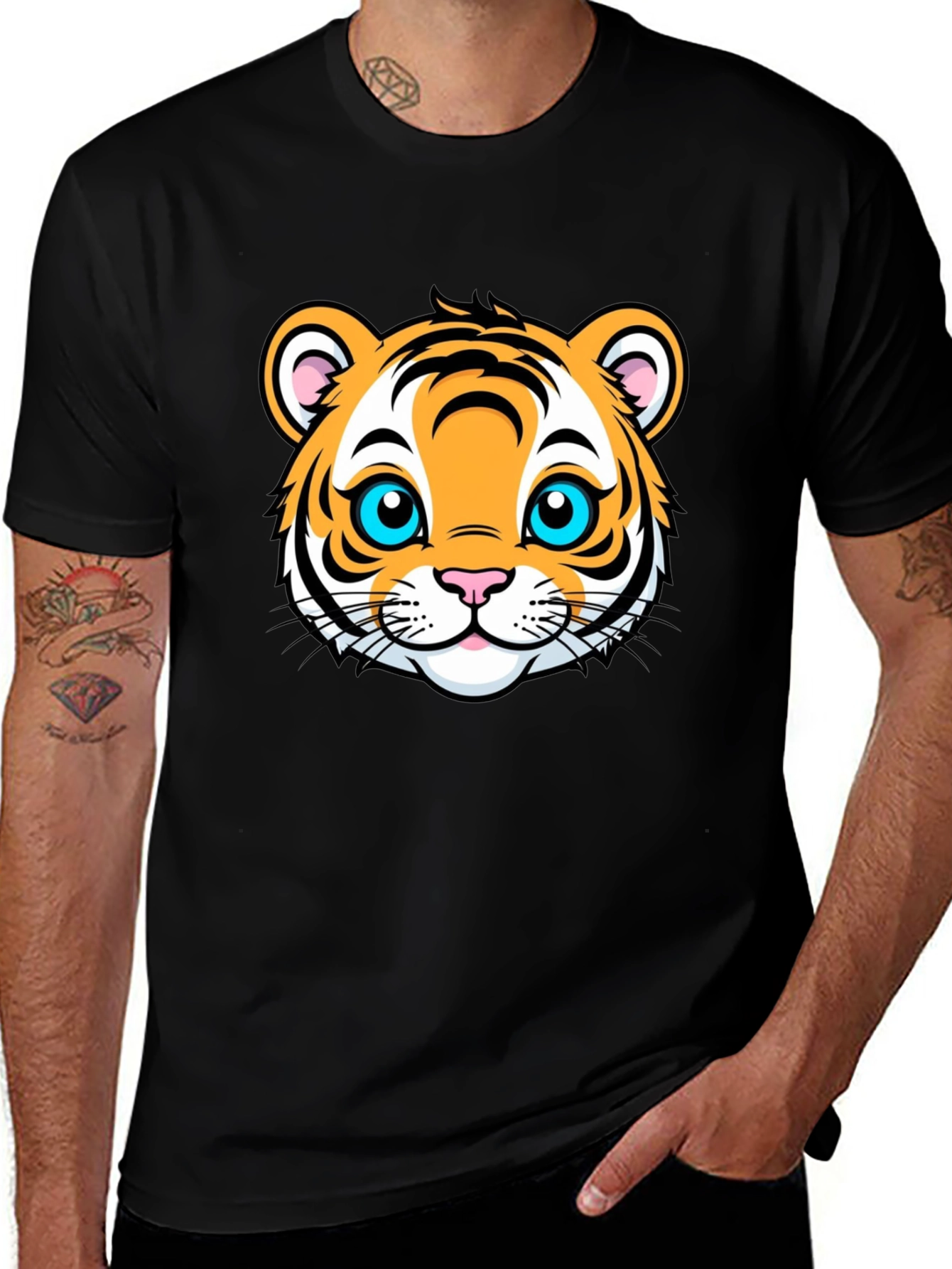 Variant 20 of Tiger Face Graphic Black T-Shirt