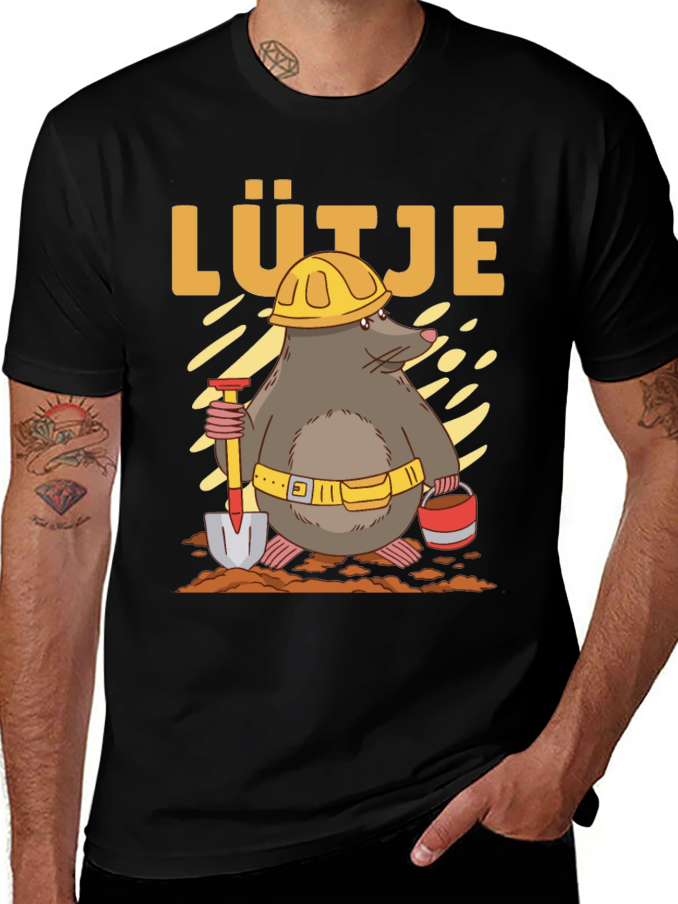 Variant 14 of Lütje Mole Cartoon Graphic T-Shirt