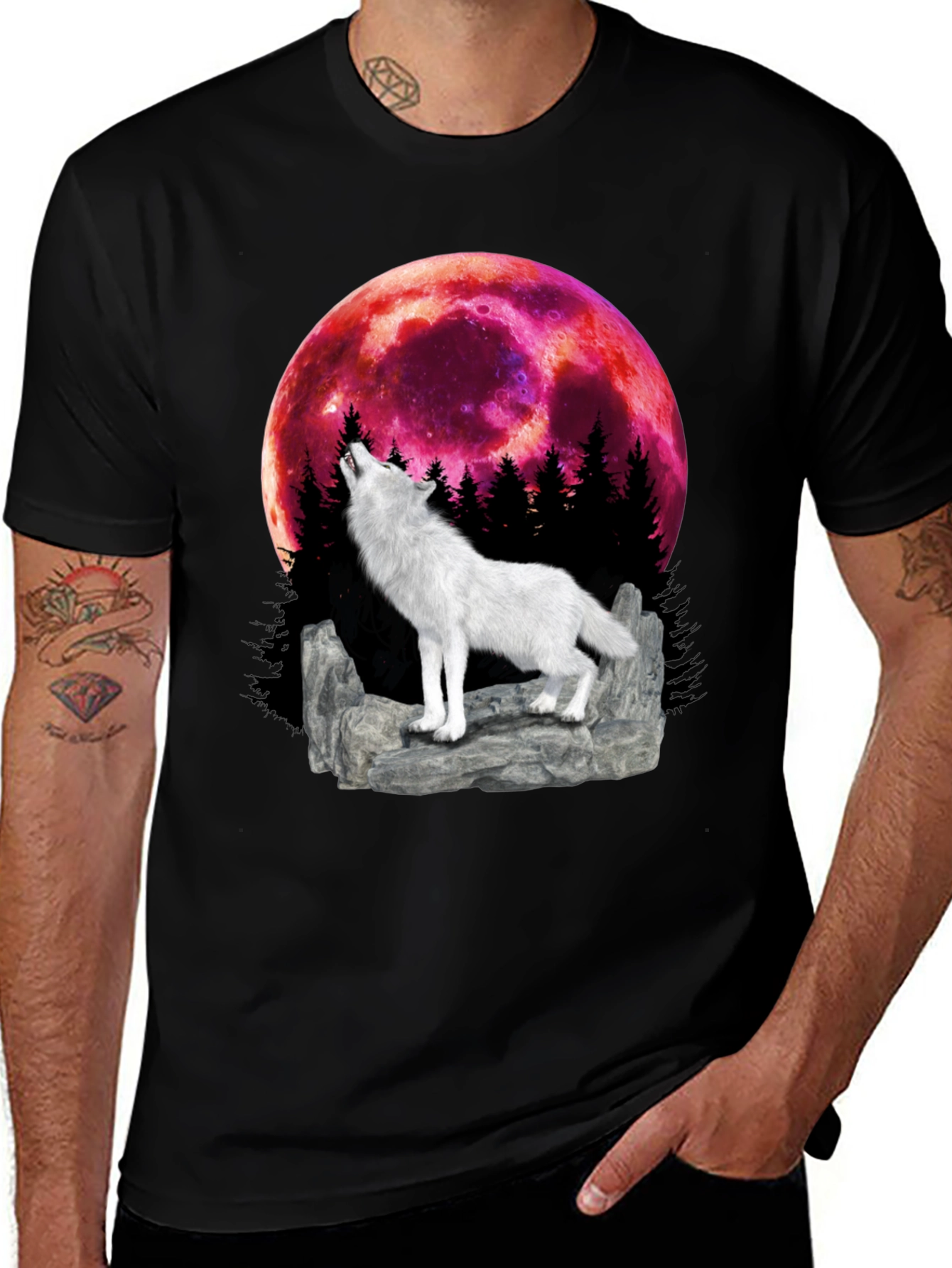 Variant 14 of Wolf Howling at the Moon Graphic Tee