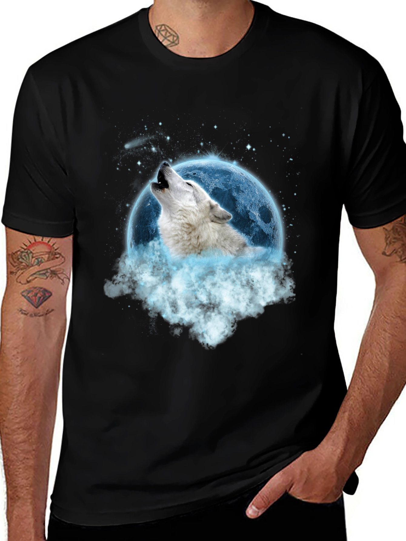 Wolf Howling at Moon Graphic Tee
