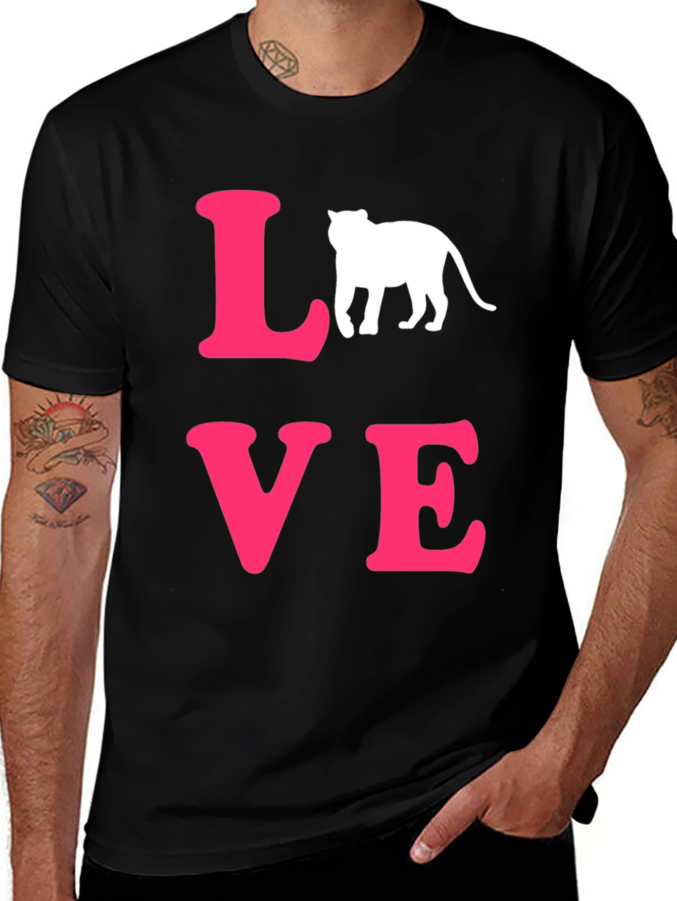 Variant 11 of LOVE Cat Graphic T-Shirt - Trendy Black Tee