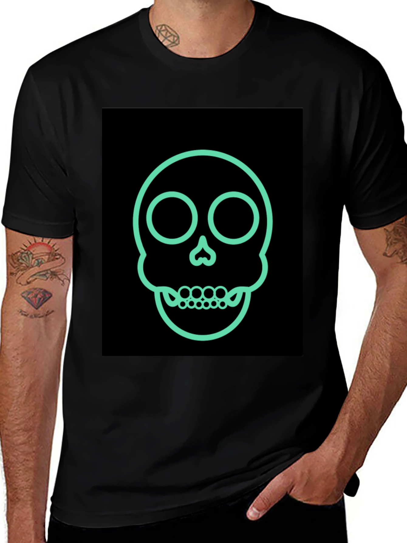 Variant 26 of Skull Outline Graphic Tee - Edgy Fashion