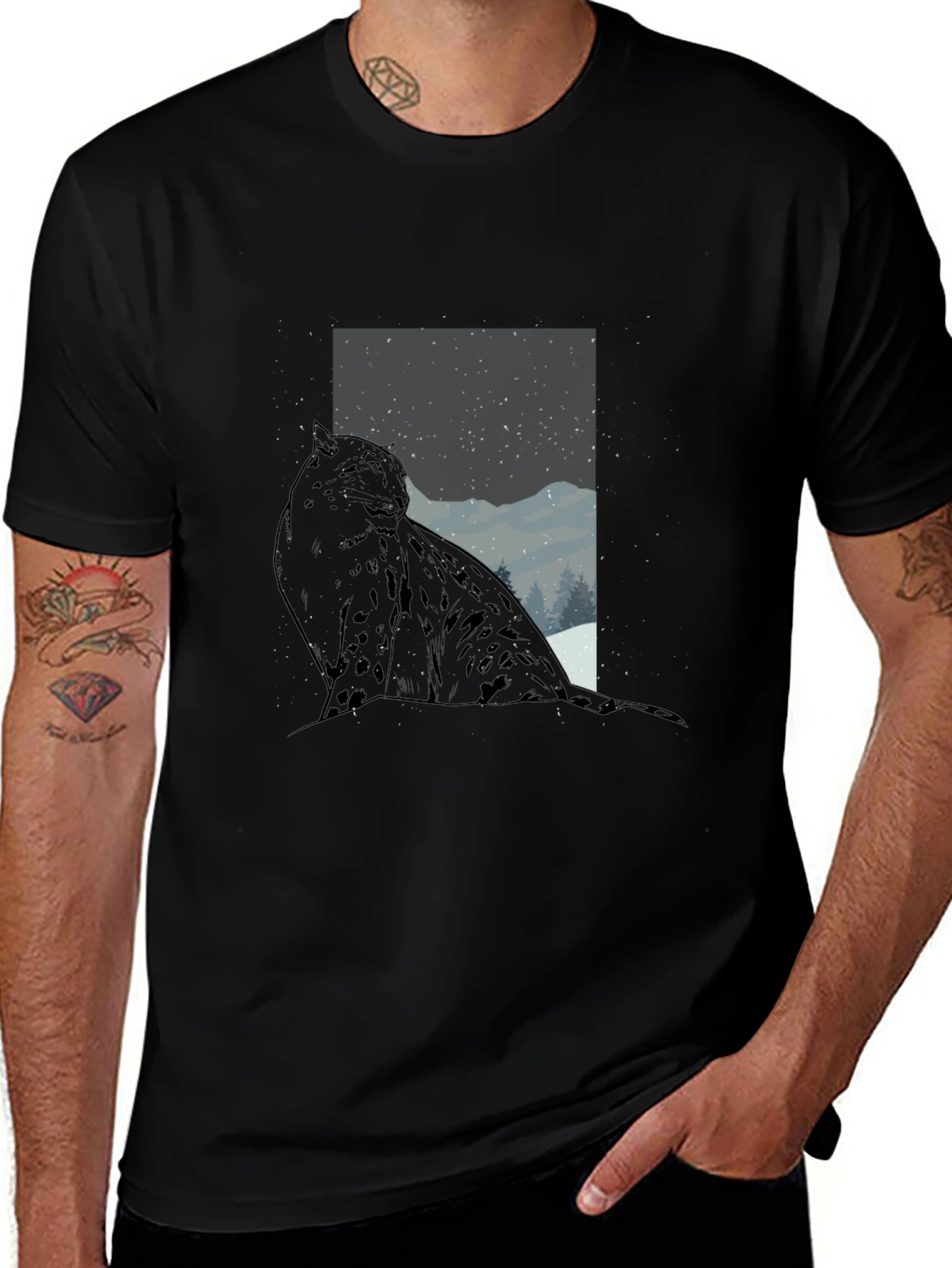 Snow Leopard Graphic Print Black T-Shirt