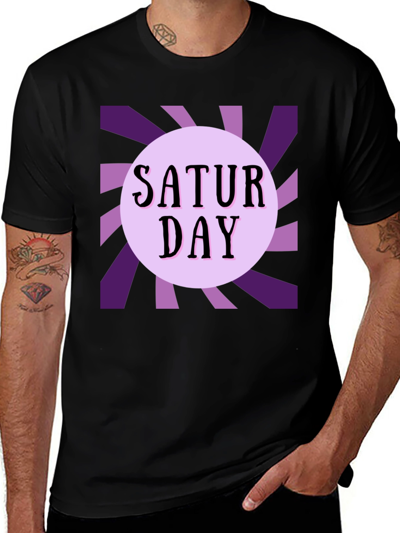 Saturday Graphic Tee - Stylish Weekend Vibes