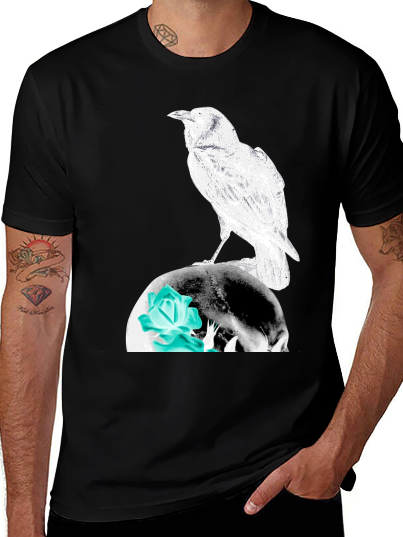 Variant 22 of Raven Skull Graphic Tee