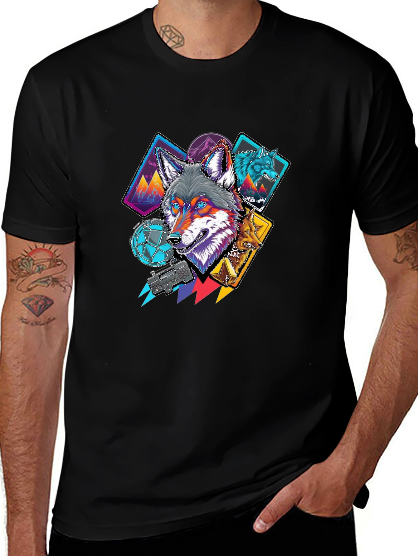 Variant 8 of Wolf Graphic Print Black Tee