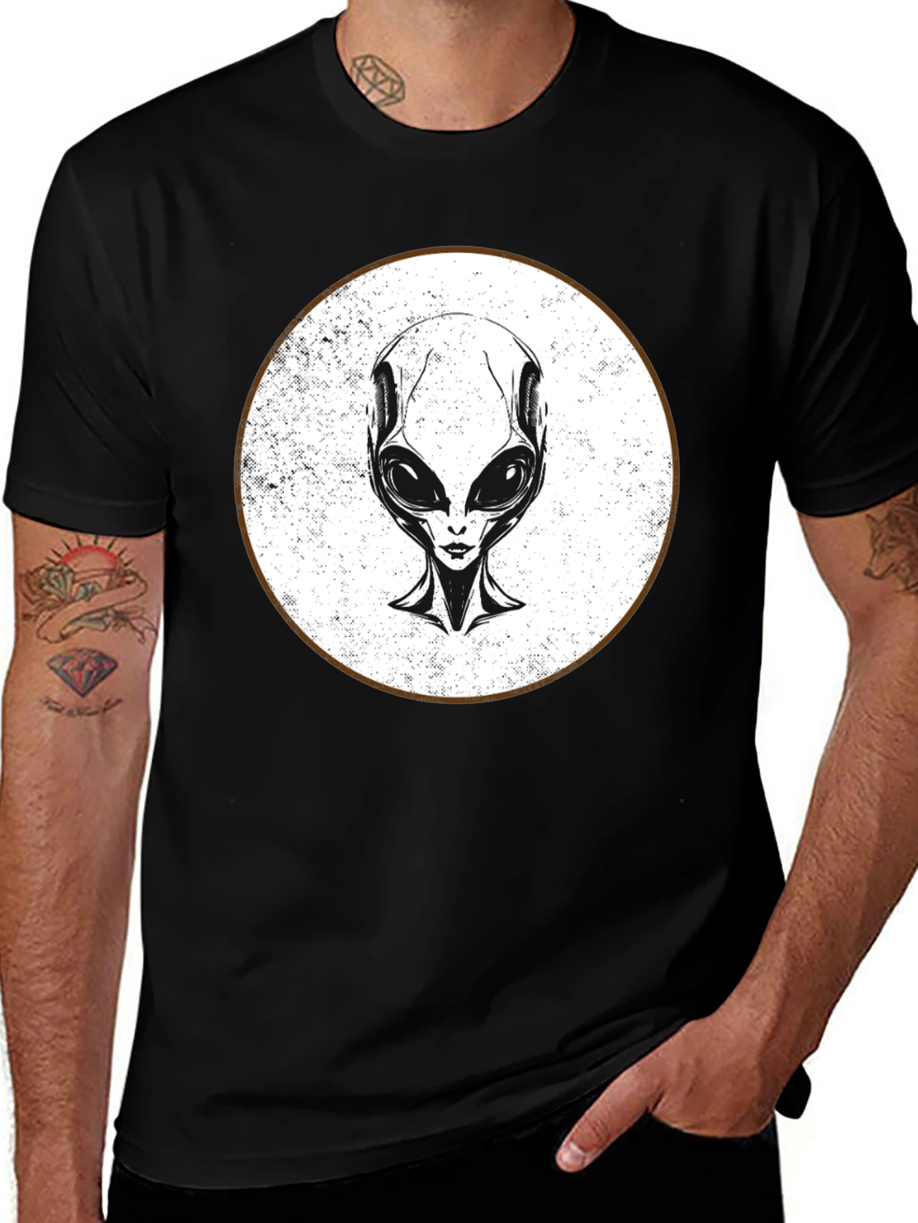 Variant 27 of Alien Graphic T-Shirt - Black Crew Neck Tee
