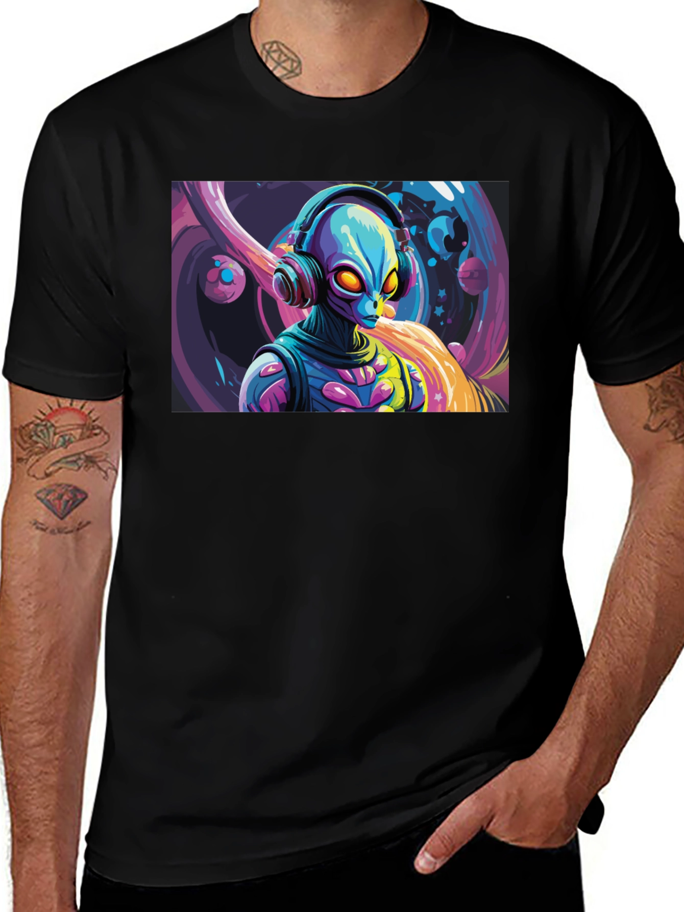 Variant 20 of Alien DJ Graphic Tee - Black T-Shirt