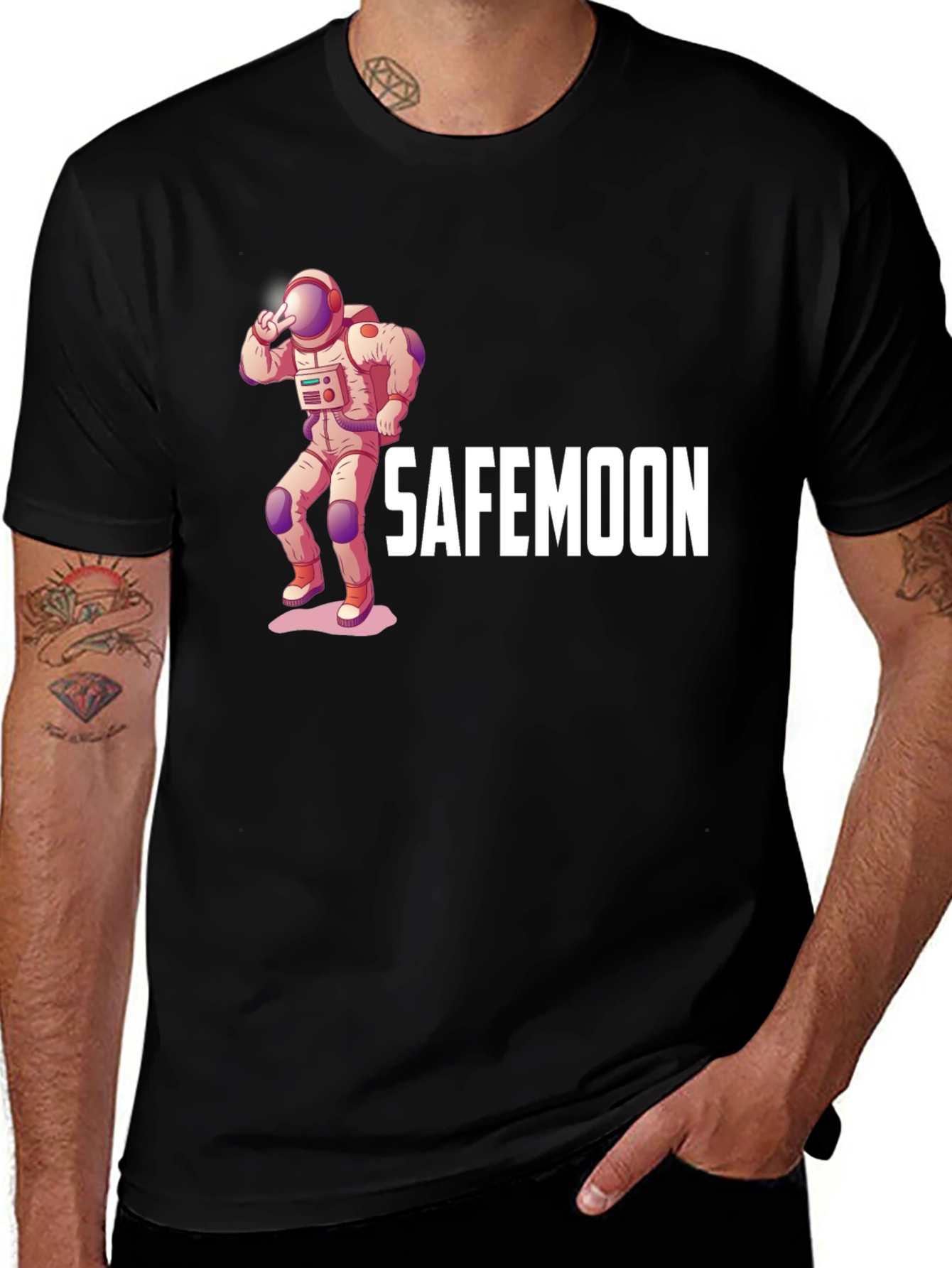 Safemoon Astronaut T-Shirt - Crypto Moonshot!