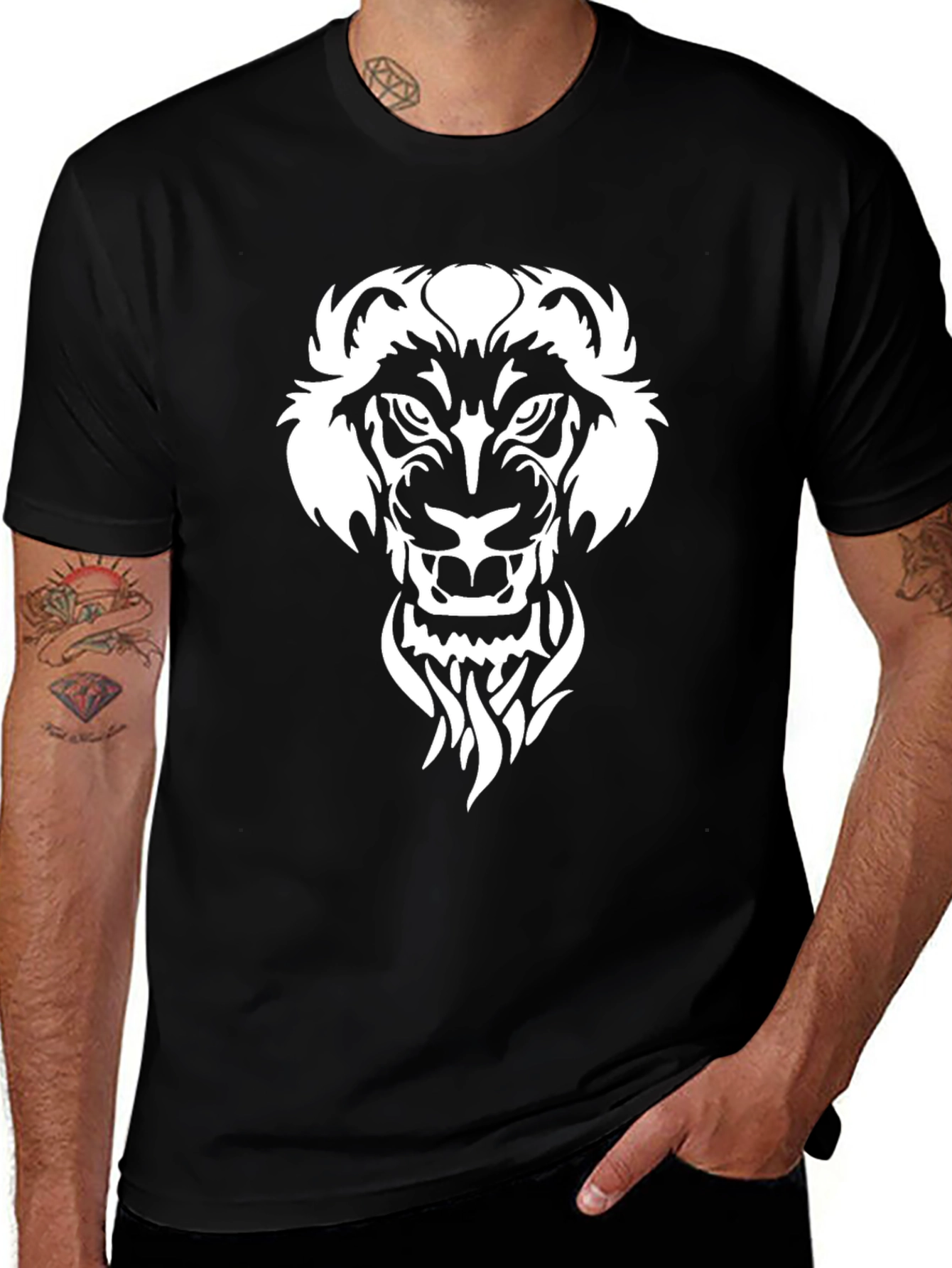 Variant 15 of Lion Graphic Print T-Shirt