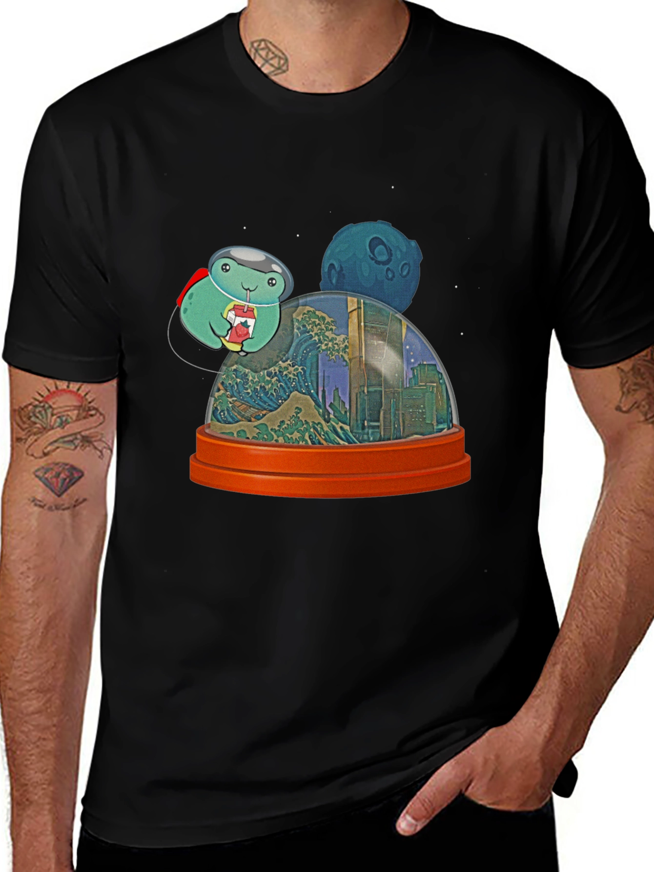 Astronaut Turtle in City Snow Globe Men's Black T-Shirt