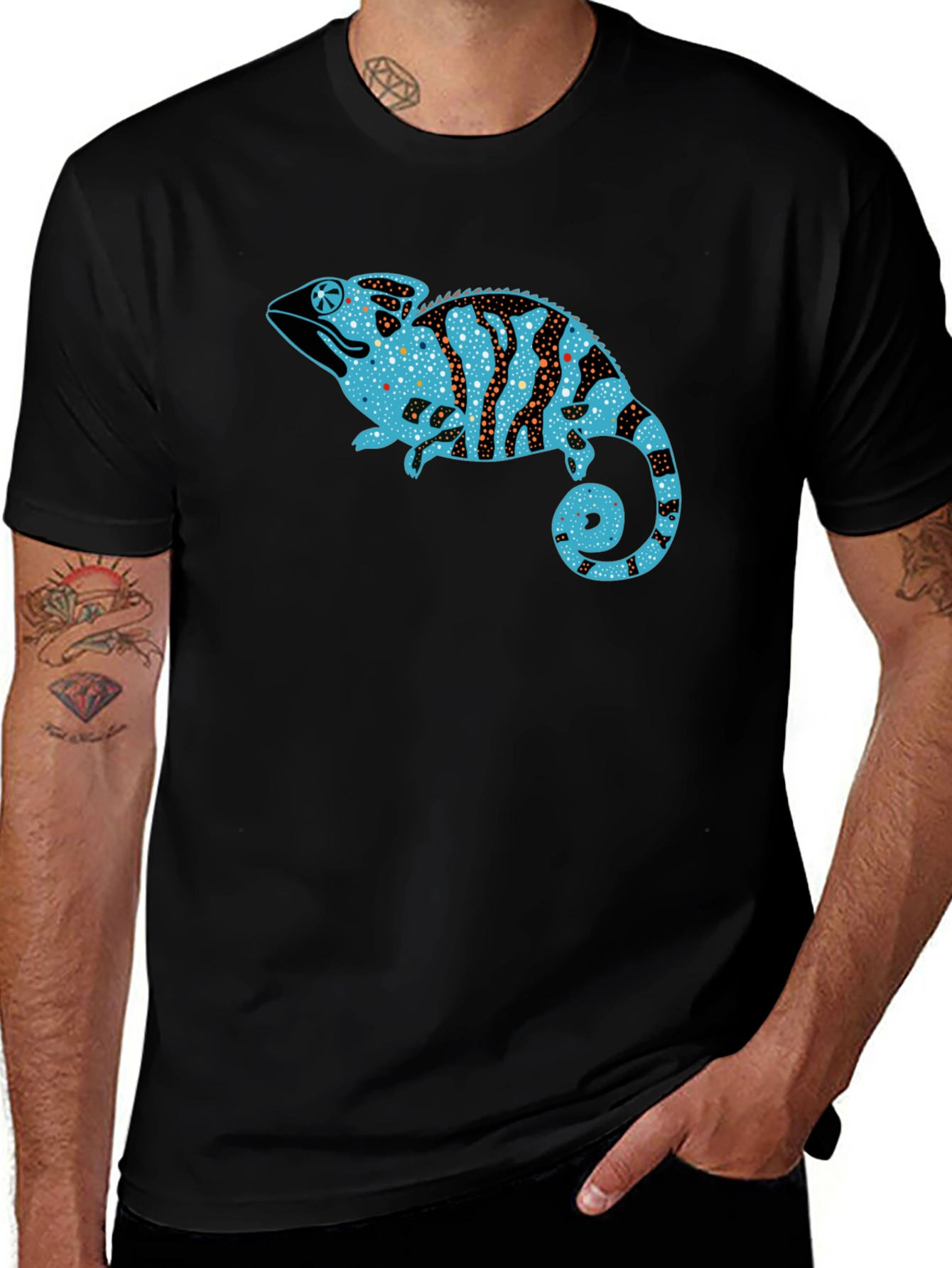 Variant 10 of Chameleon Graphic Print Black T-Shirt