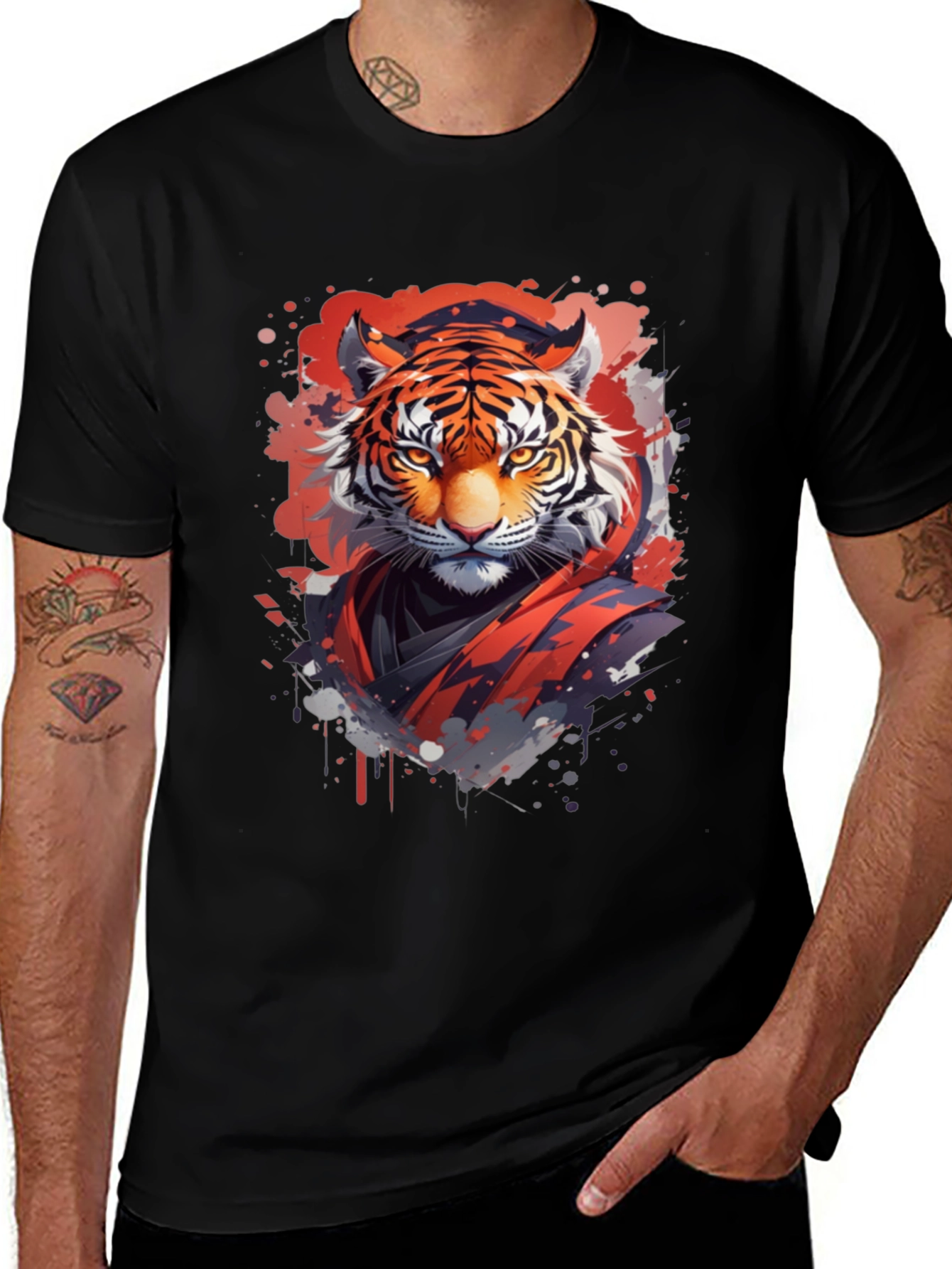 Variant 3 of Tiger Graphic Print Black T-Shirt