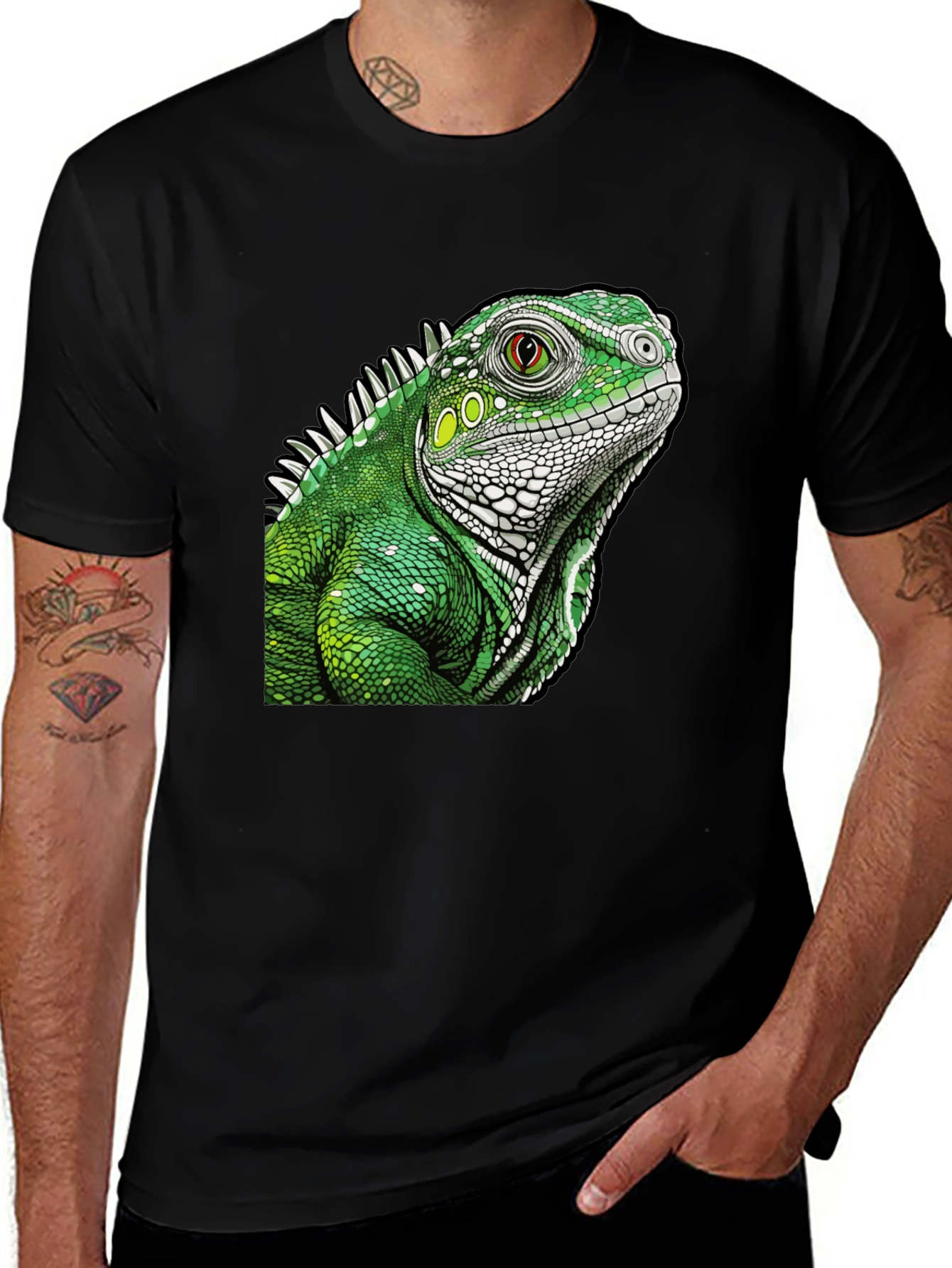 Variant 29 of Iguana Graphic Print Black T-Shirt