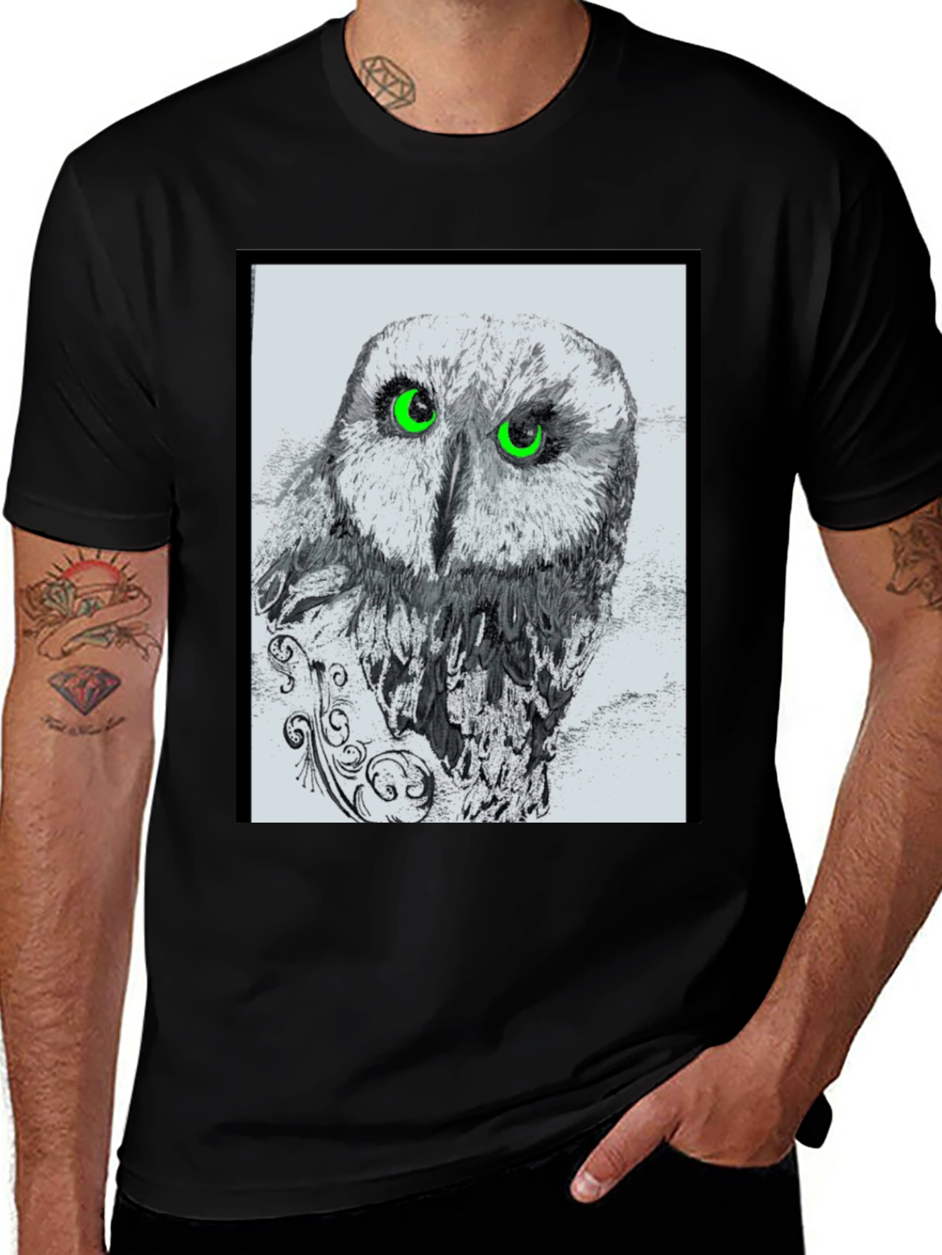 Variant 15 of Owl Graphic Black T-Shirt