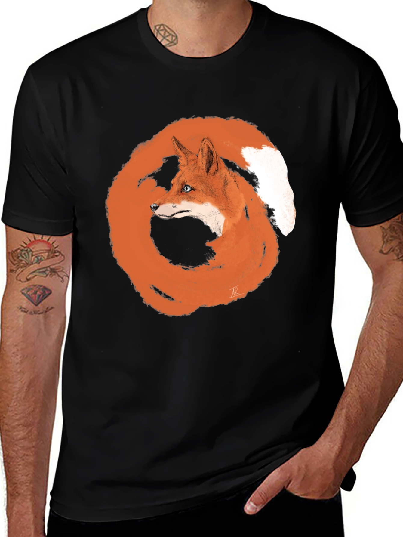 Variant 6 of Fox Circle Graphic Tee - Unique Animal Design