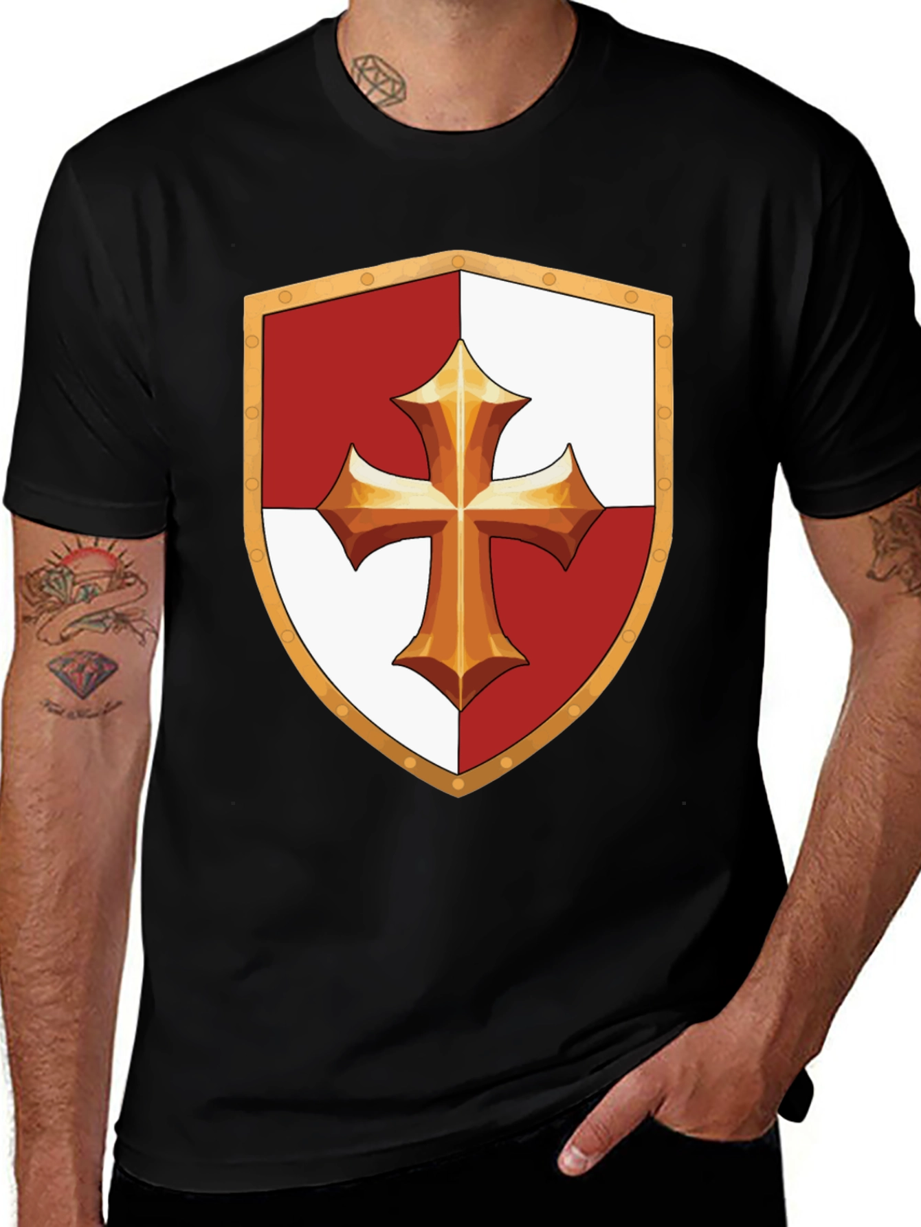 Medieval Knight Templar Shield Black T-Shirt