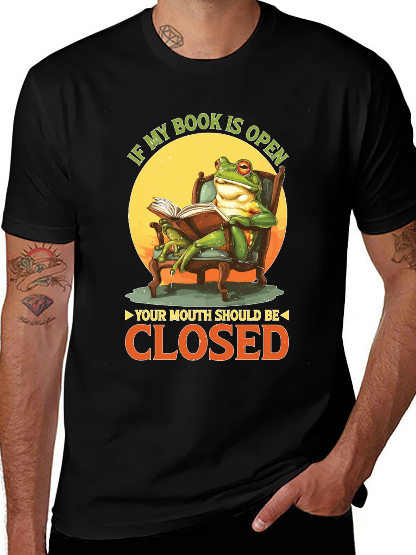 Variant 29 of Funny Frog Reading Book Graphic T-Shirt