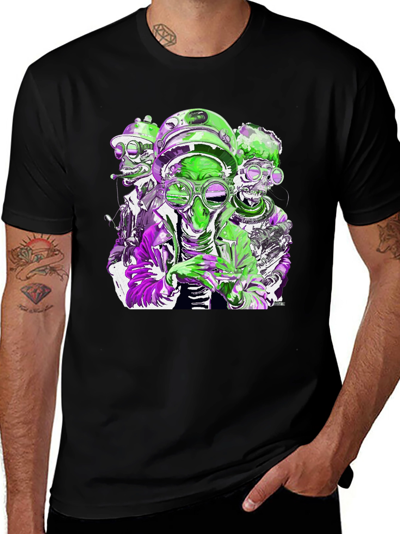 Variant 11 of Gas Mask Crew Graphic T-Shirt