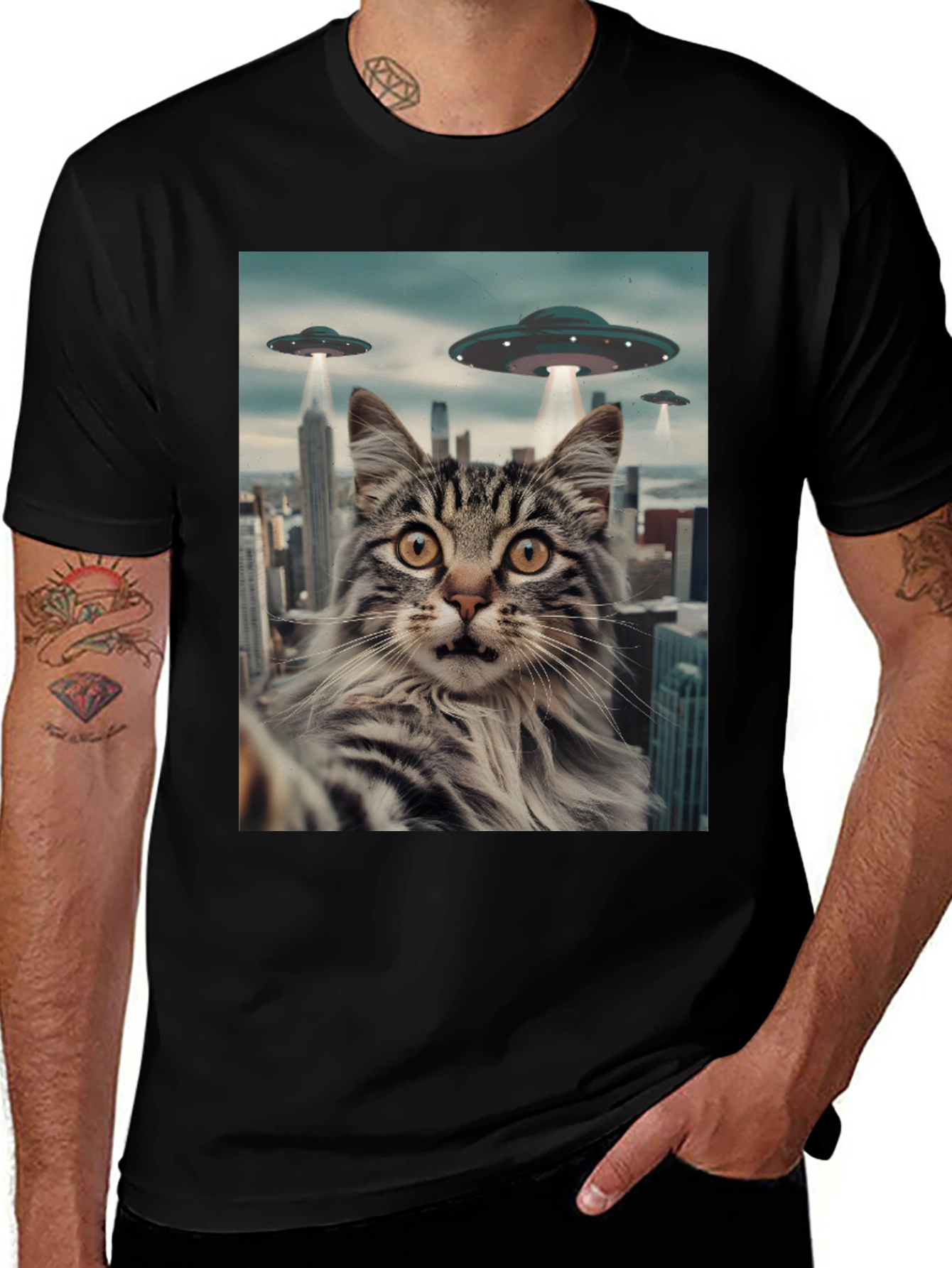 Variant 8 of UFO Cat T-Shirt - Black Cotton Graphic Tee