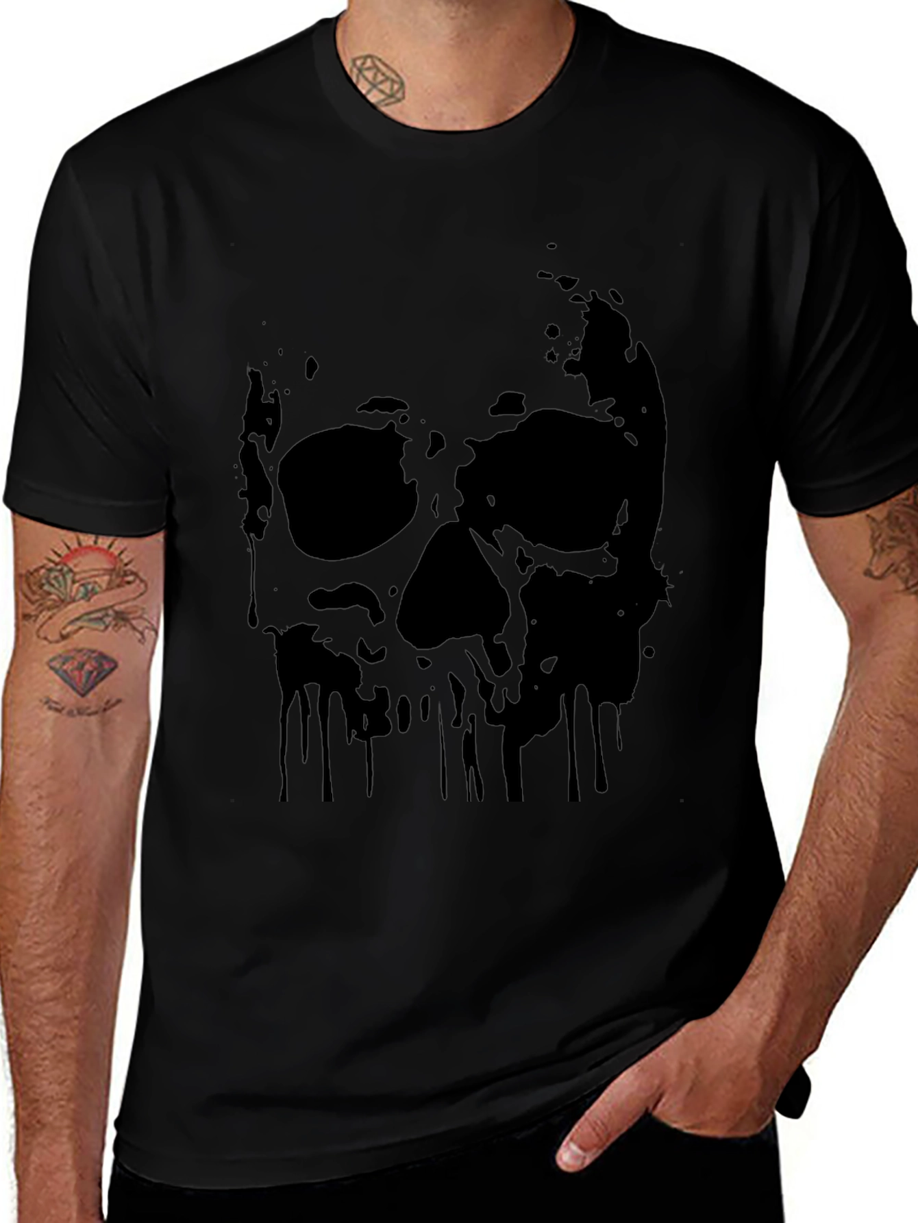 Variant 9 of Men's Black Skull Graphic T-Shirt