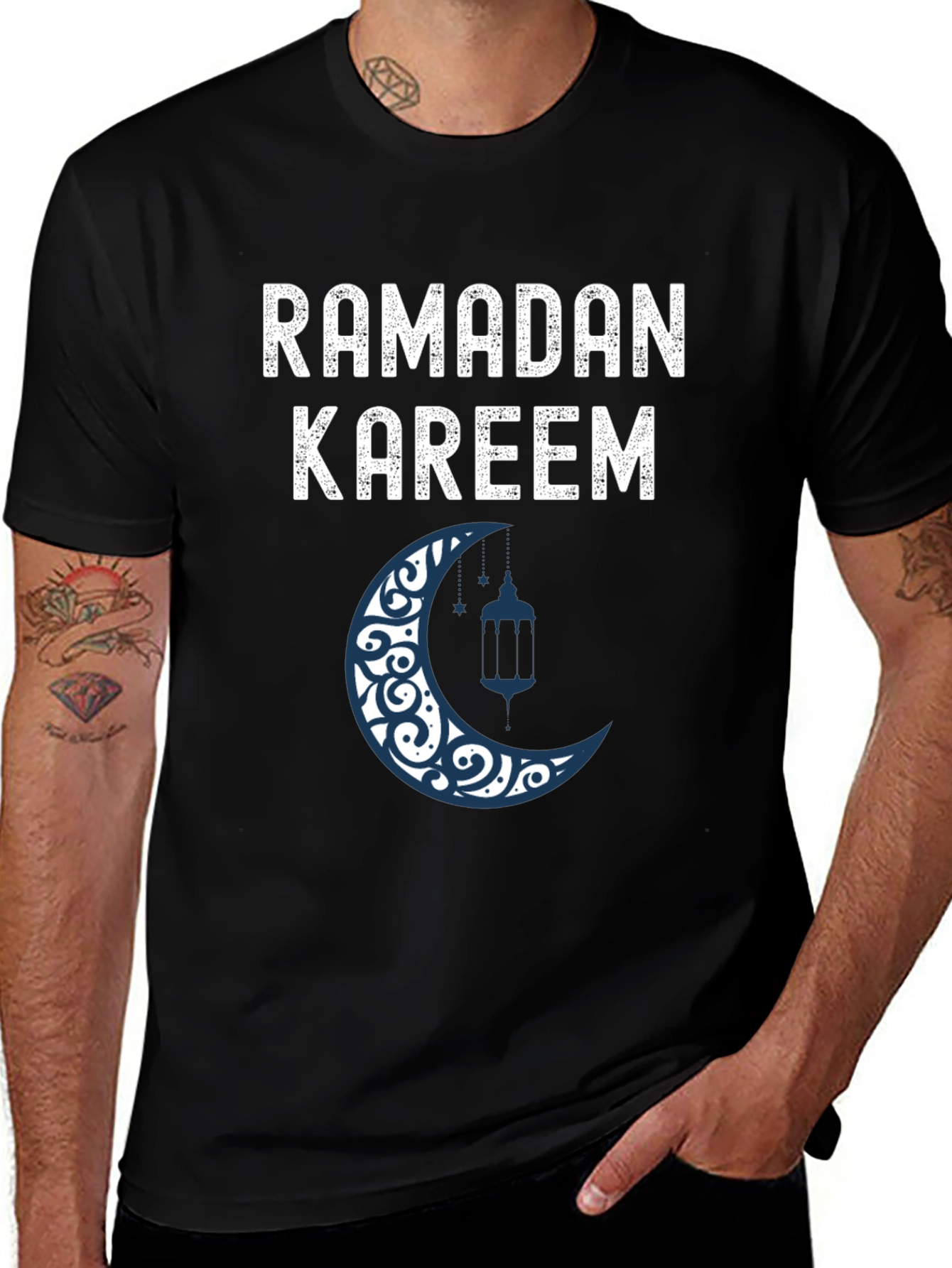 Ramadan Kareem T-Shirt - Festive Islamic Design
