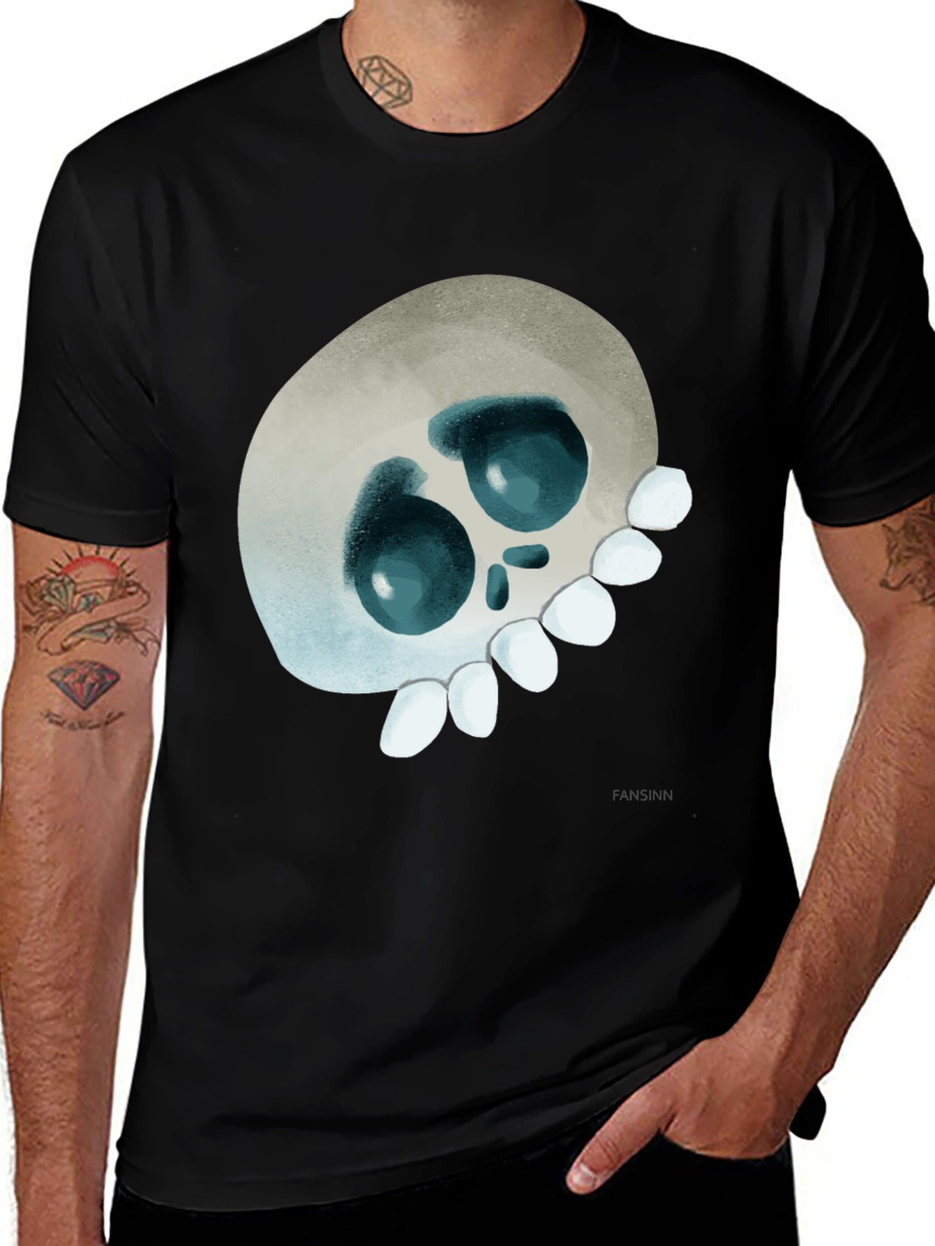 Variant 11 of Cartoon Skull Graphic T-Shirt - Black