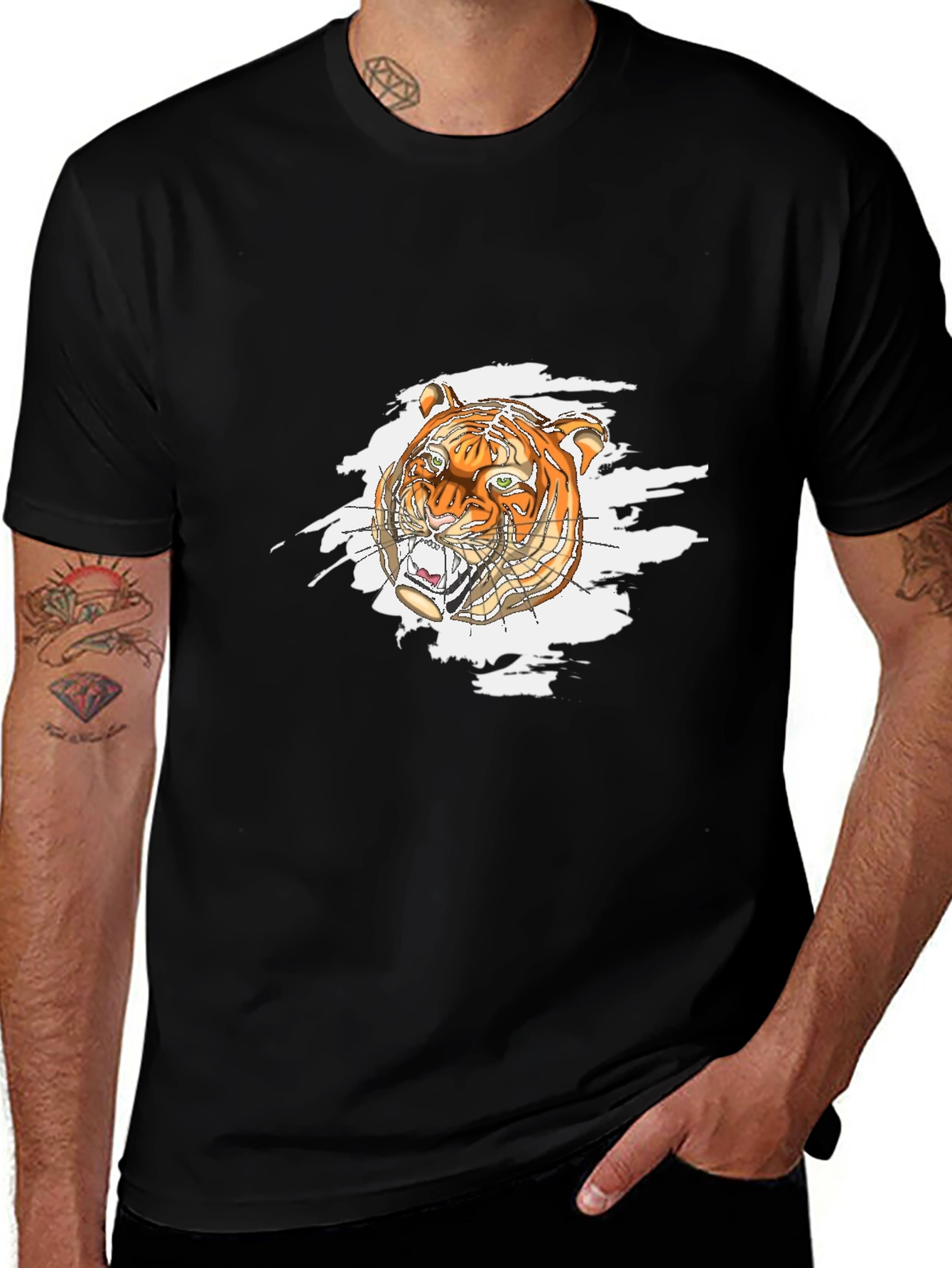 Variant 9 of Tiger Graphic Black T-Shirt