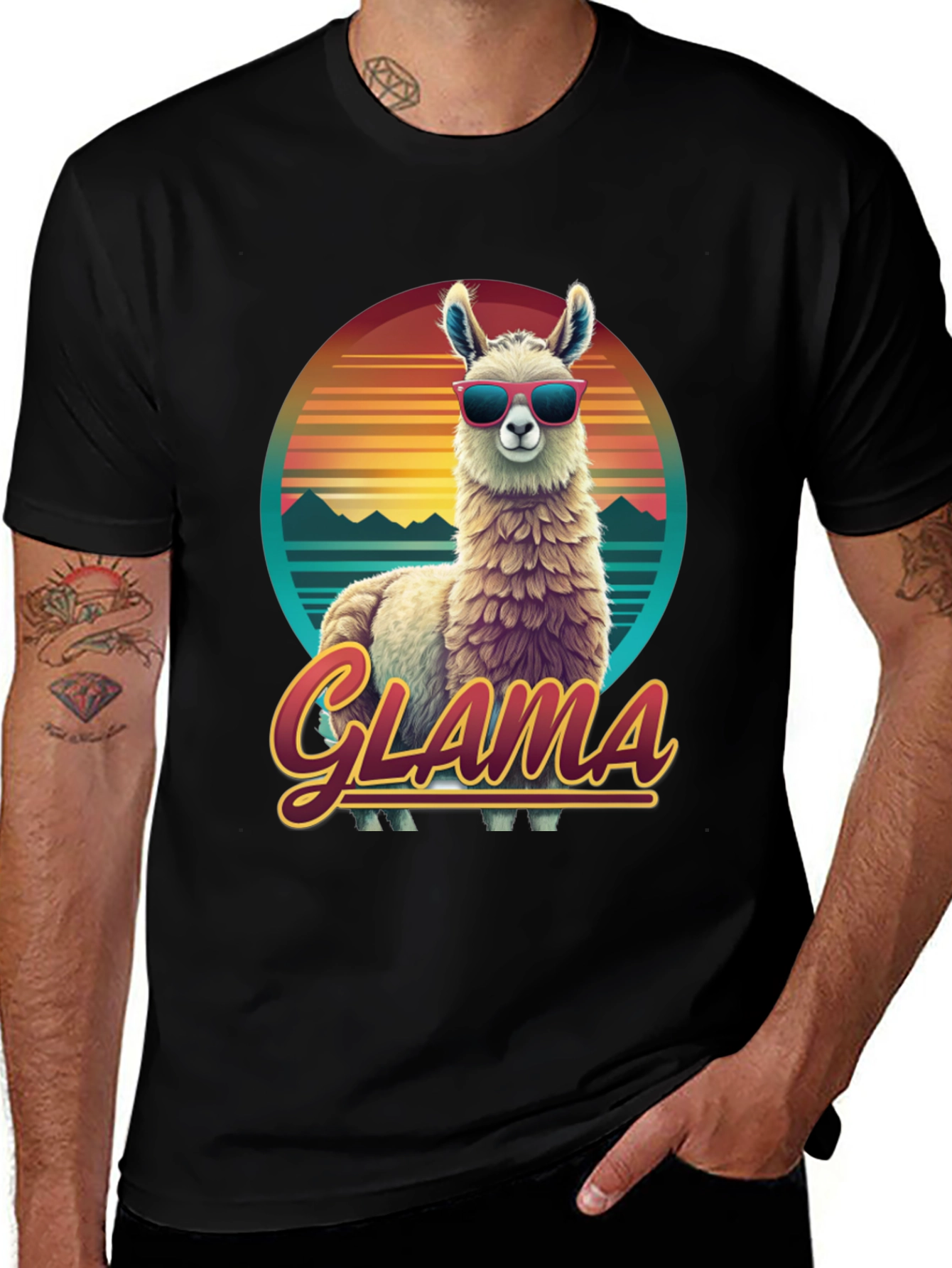 Variant 21 of Glamorous Llama Retro T-Shirt