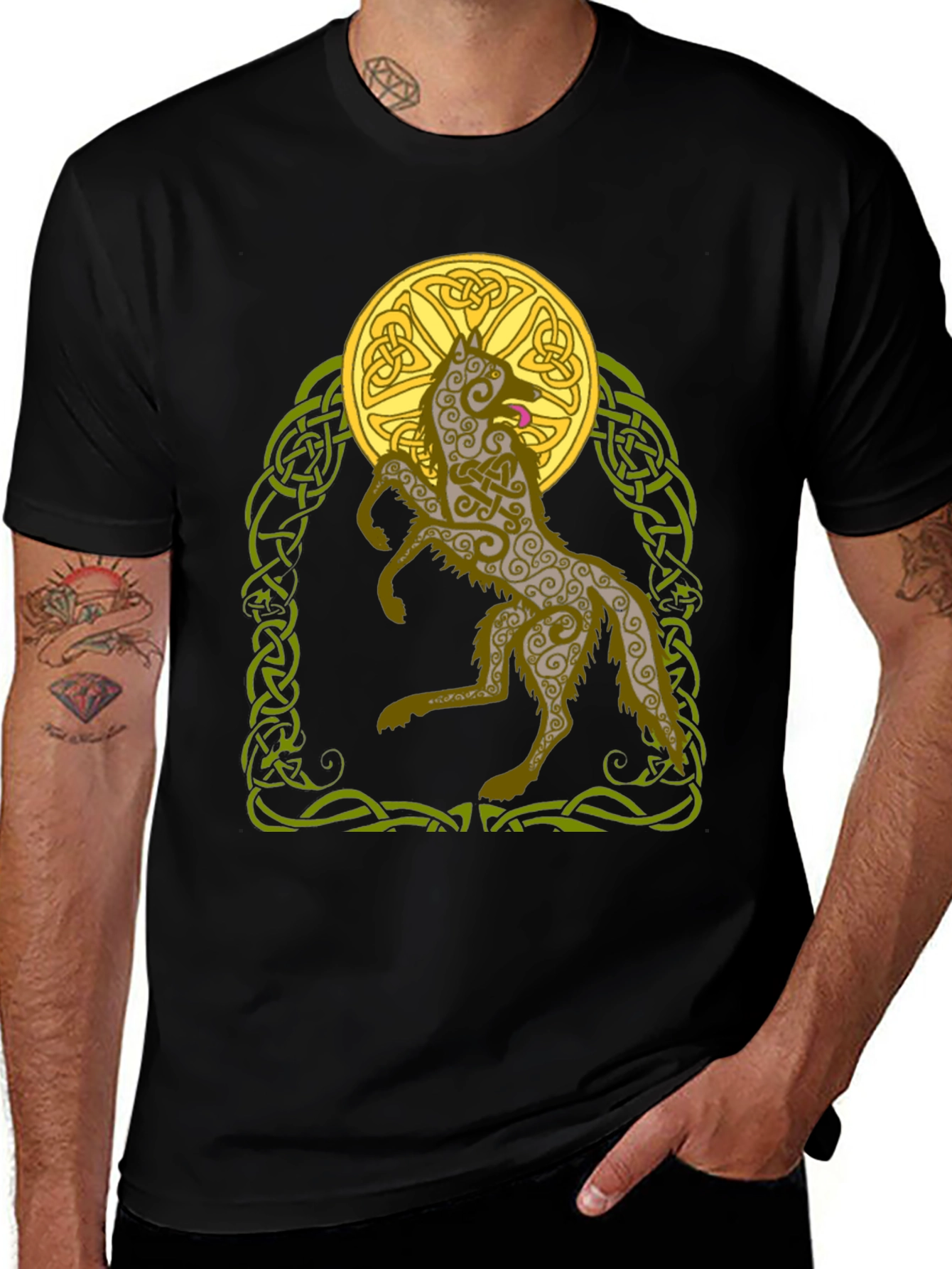 Variant 17 of Celtic Wolf T-Shirt