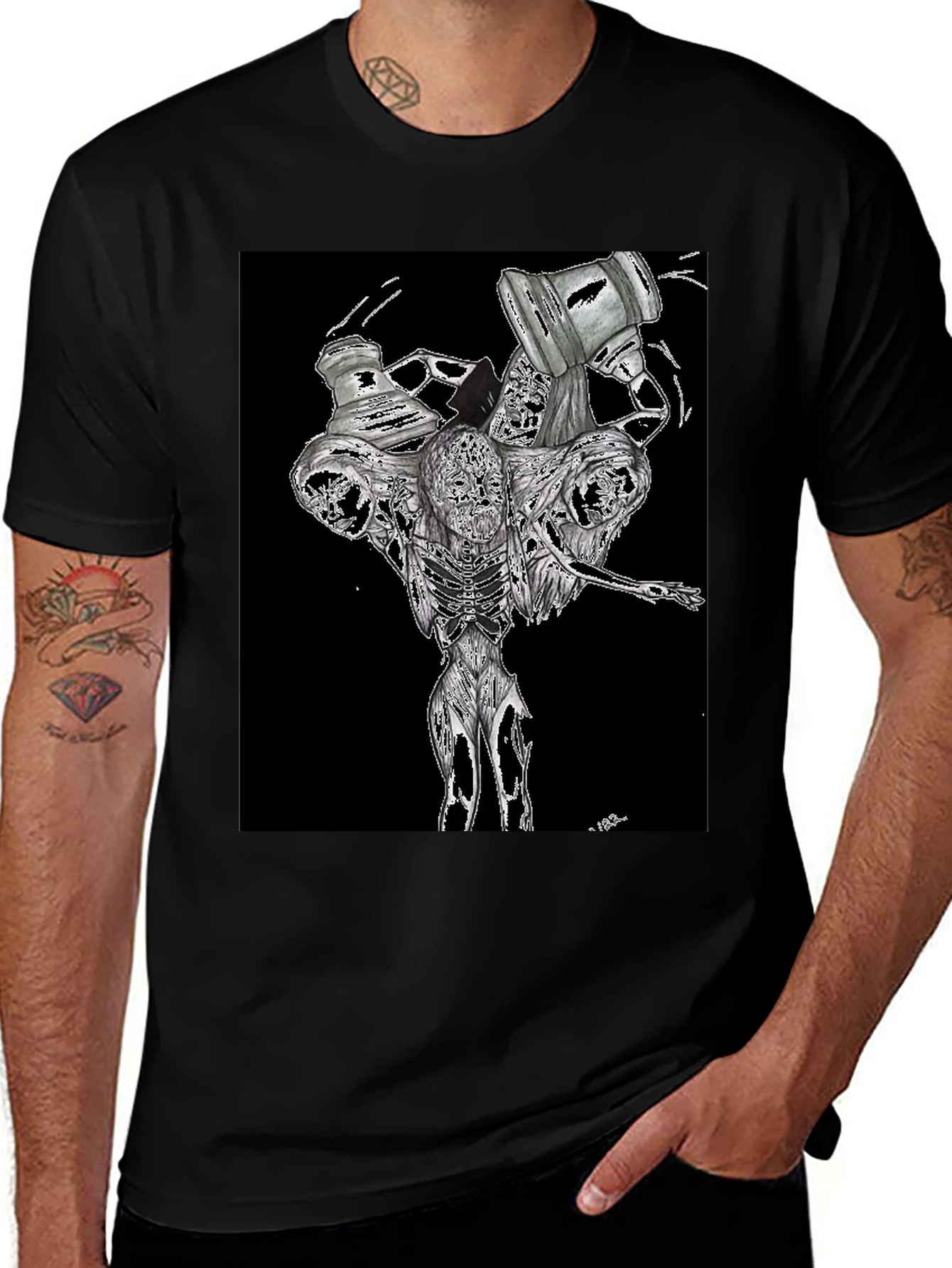 Variant 28 of Unique Skeleton & Hammer Print Black T-Shirt