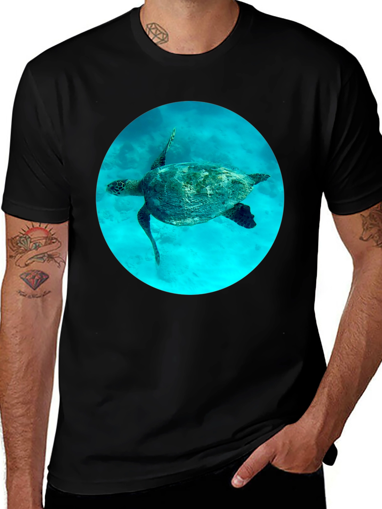 Variant 28 of Sea Turtle Graphic Black T-Shirt