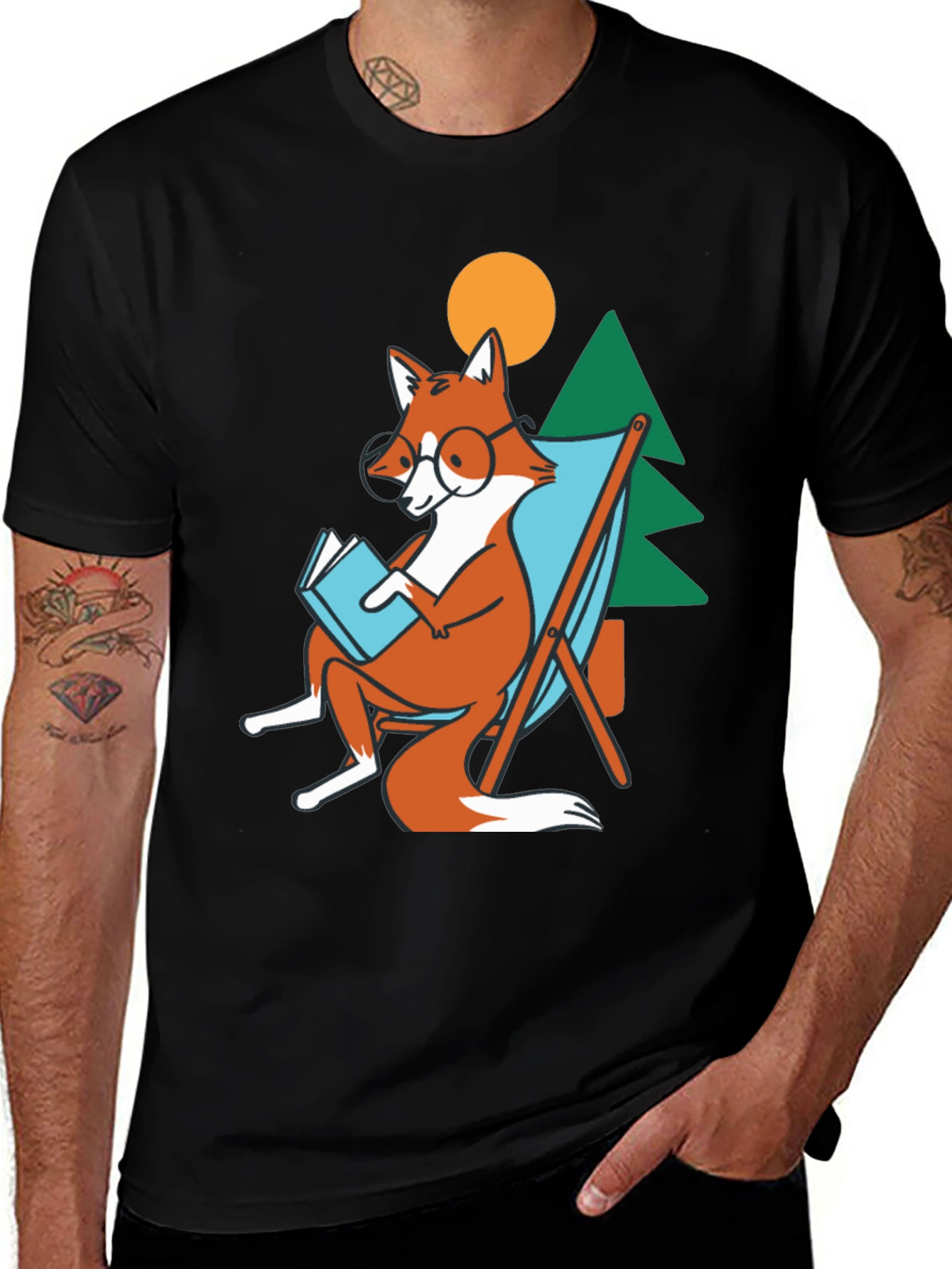Variant 4 of Relaxing Fox T-Shirt: Bookworm in Nature