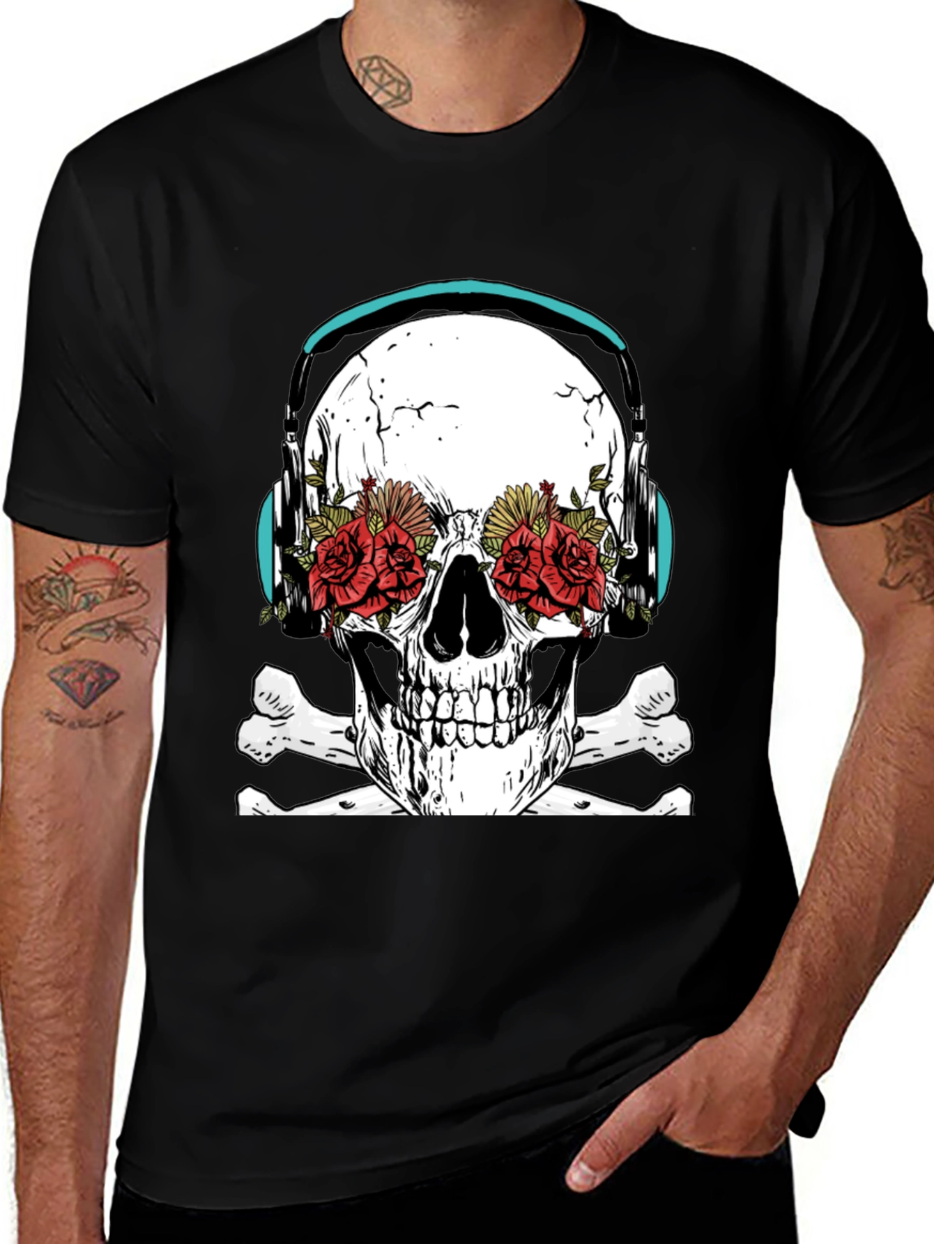 Skull & Roses Graphic Tee