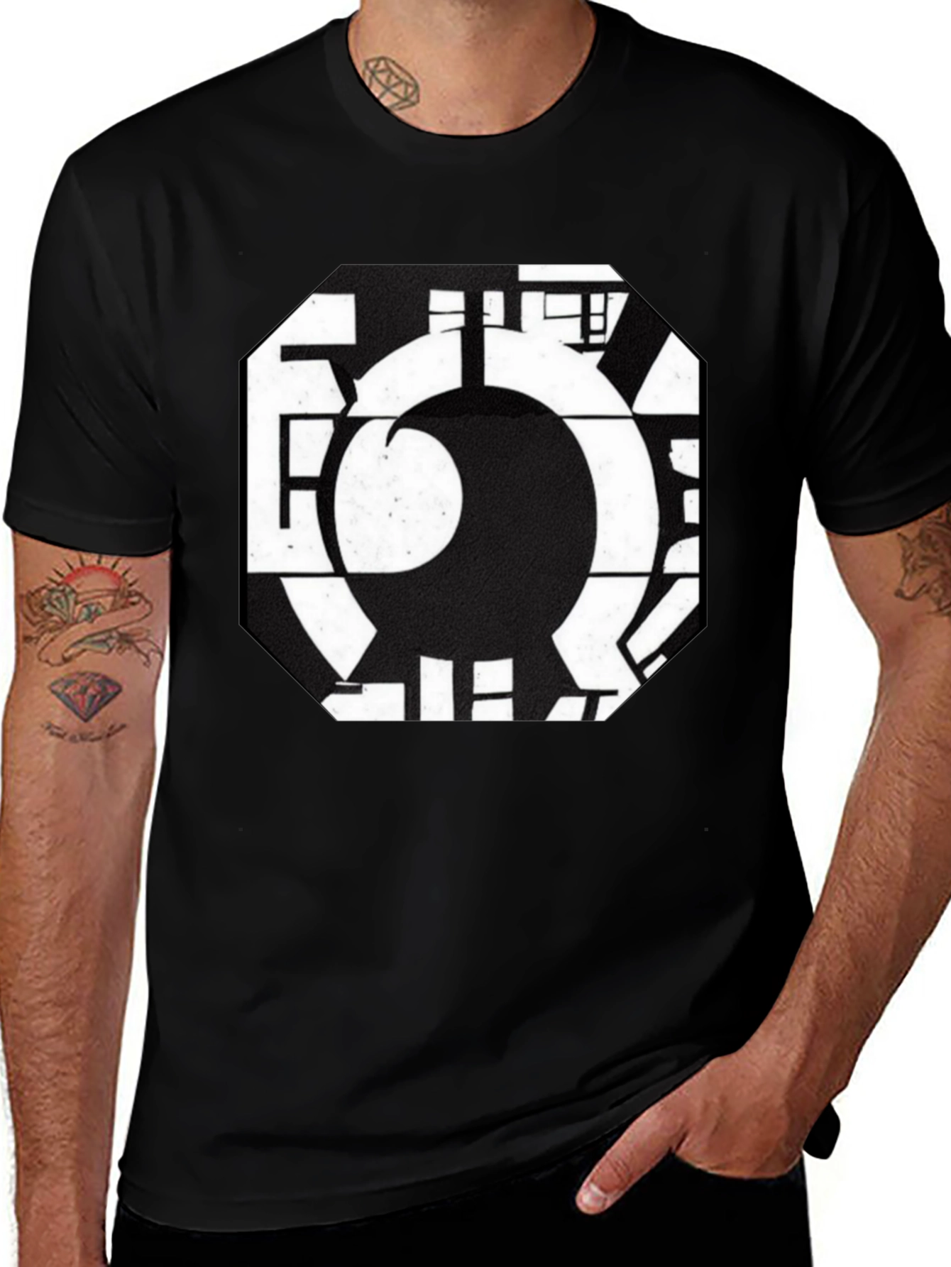 Variant 20 of Abstract Graphic Print Black T-Shirt